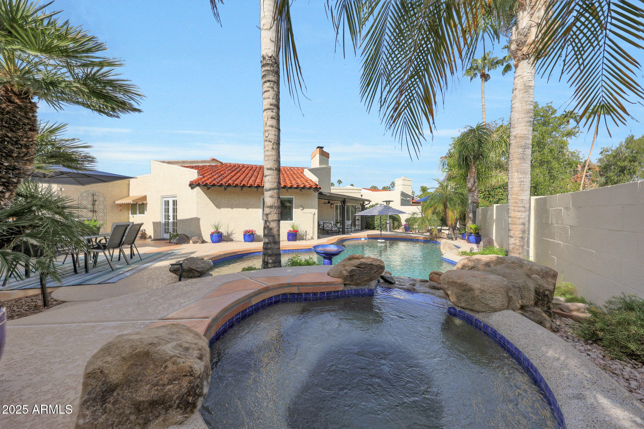 8725 E SAN MARINO Drive