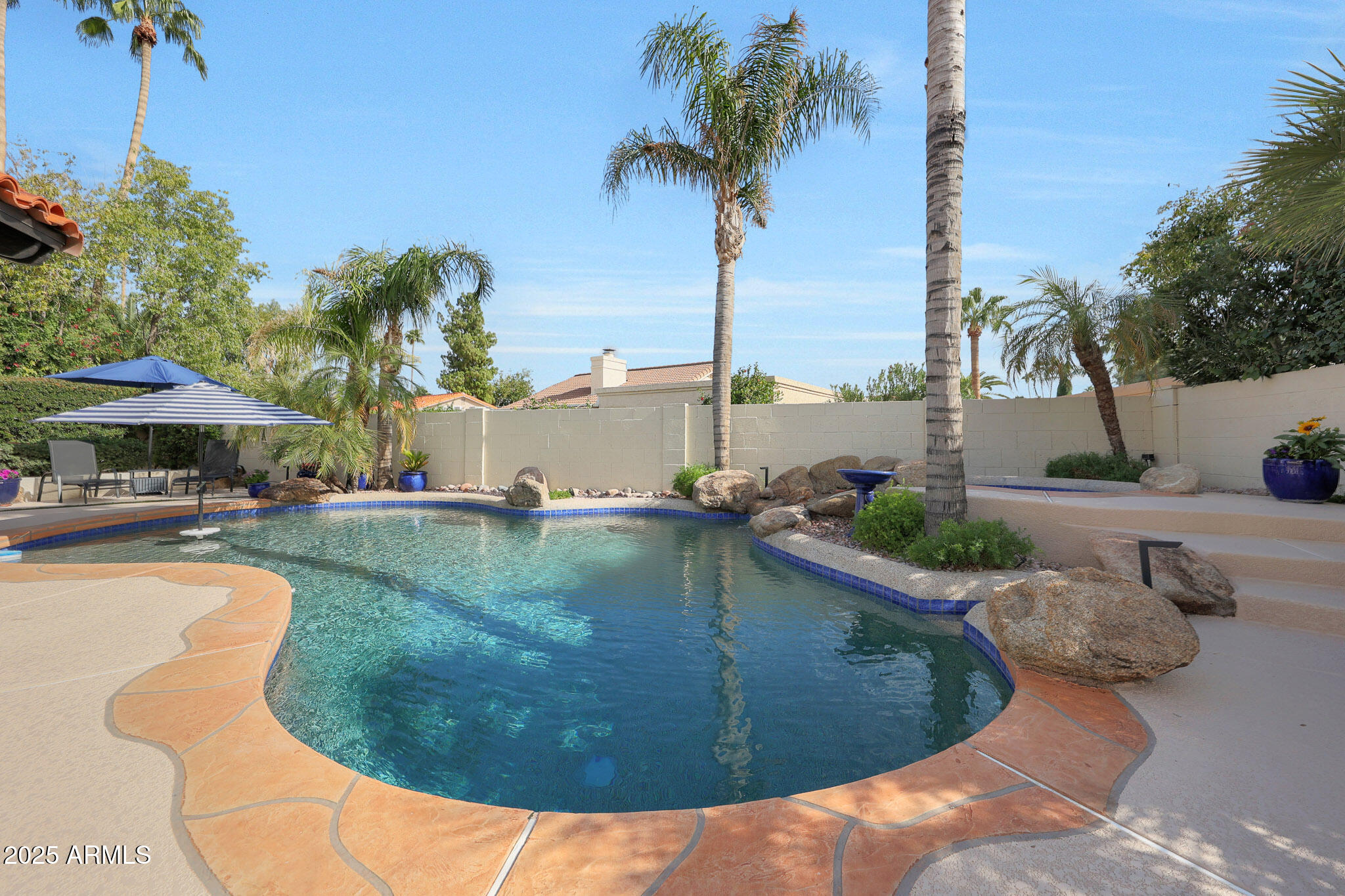 8725 E SAN MARINO Drive