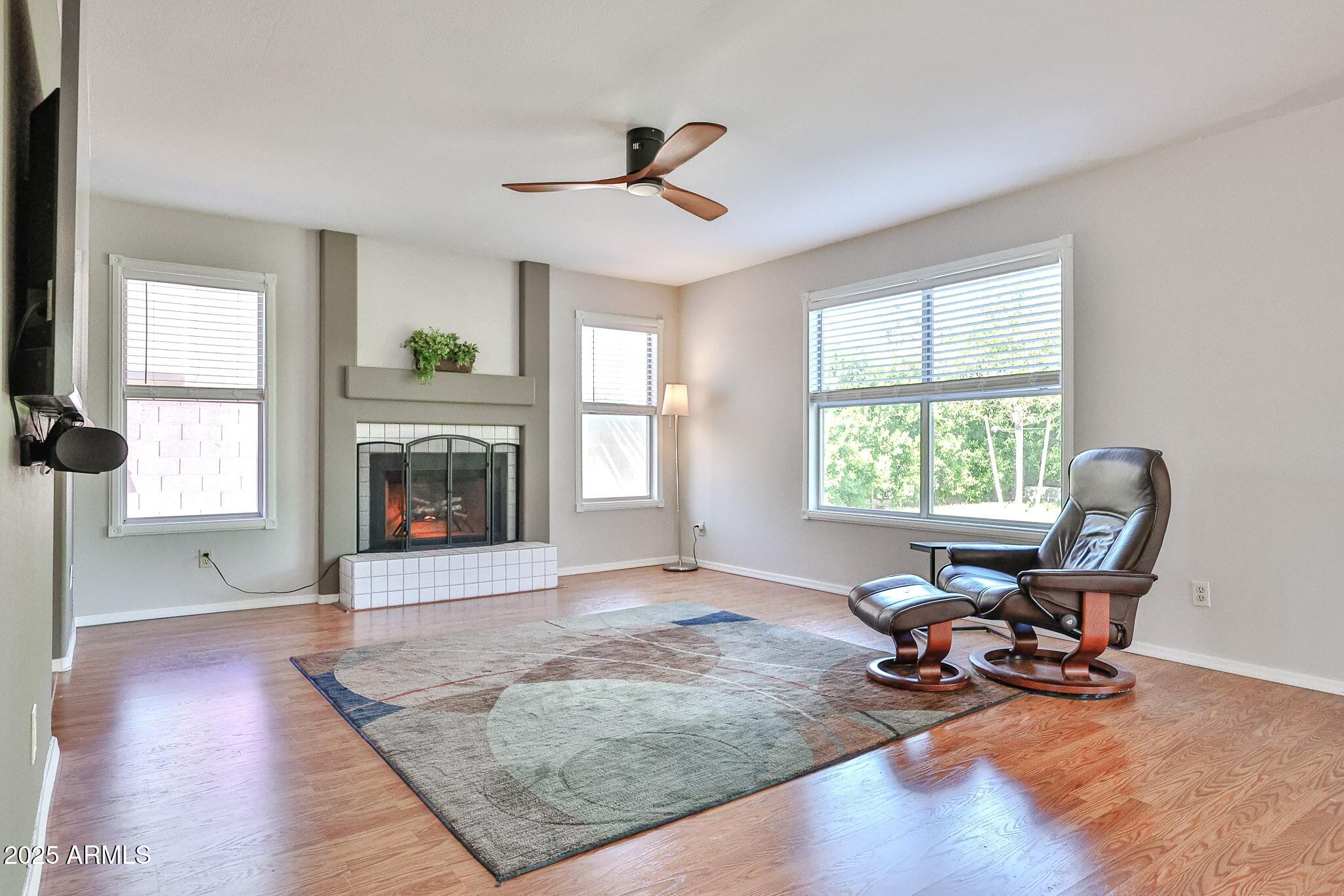 7726 W CHERYL Drive
