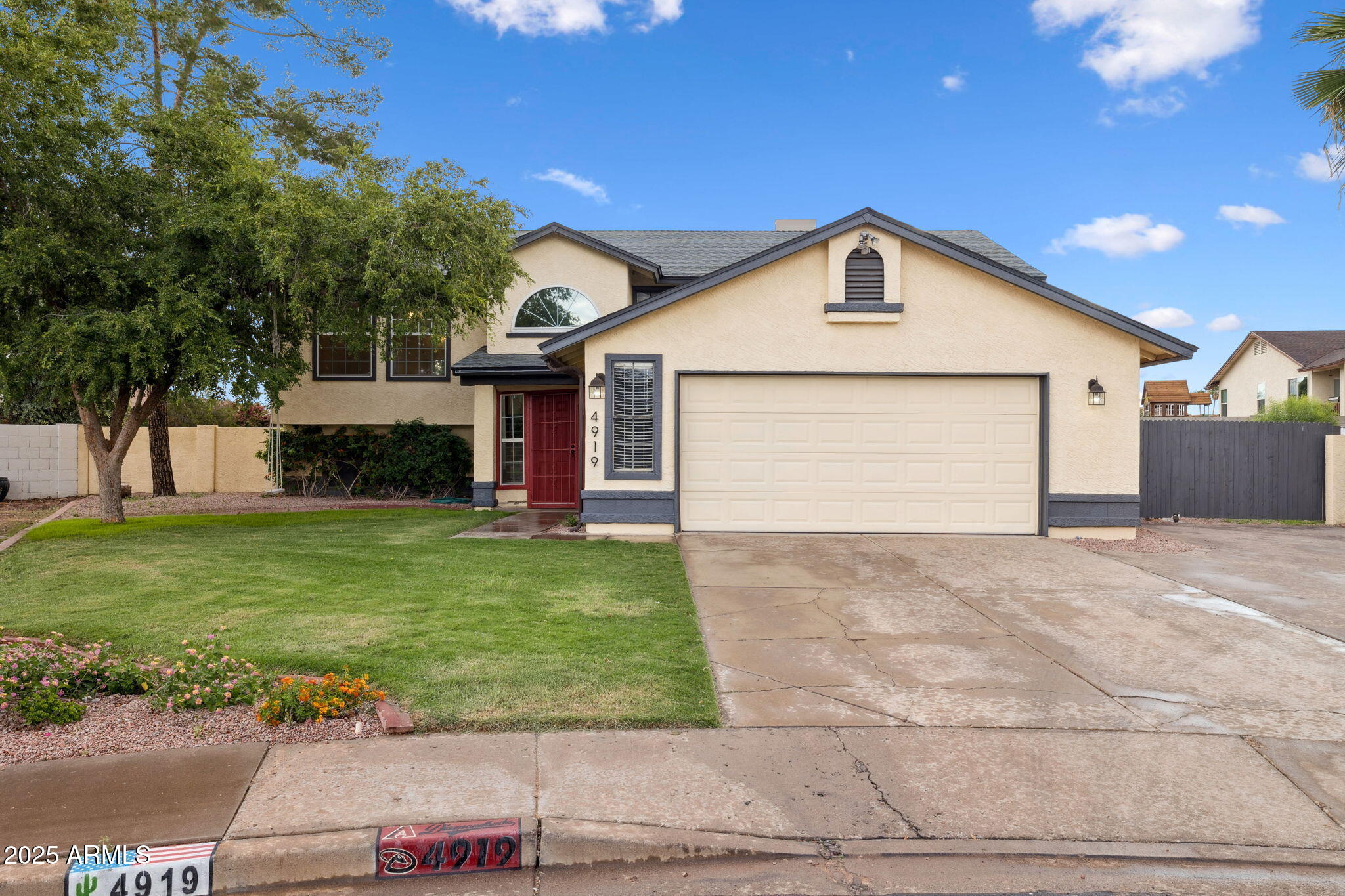 4919 E DIXON Circle