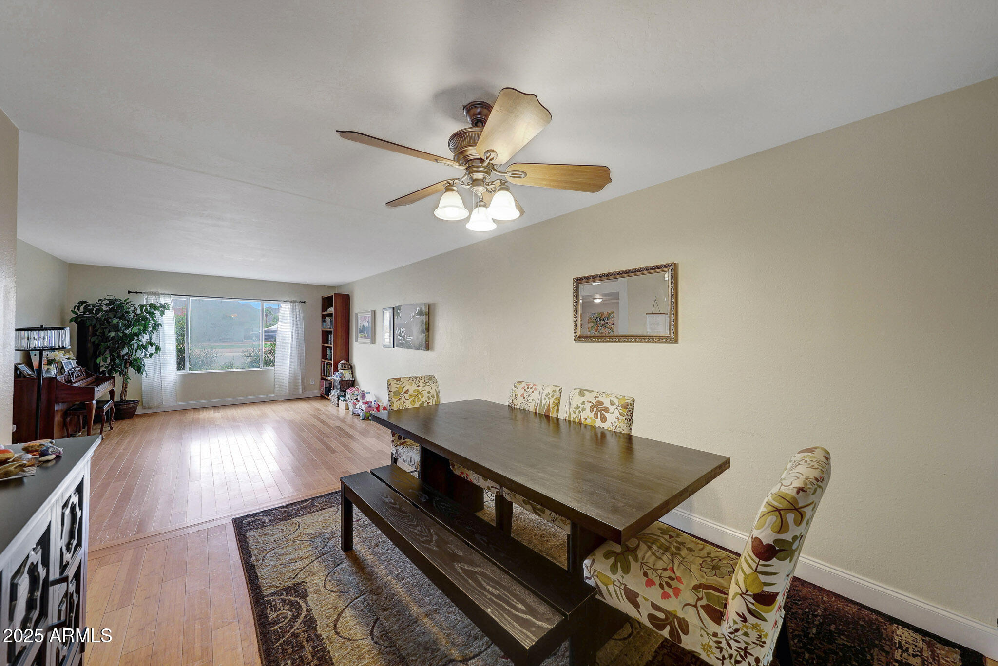 2802 E CHERYL Drive