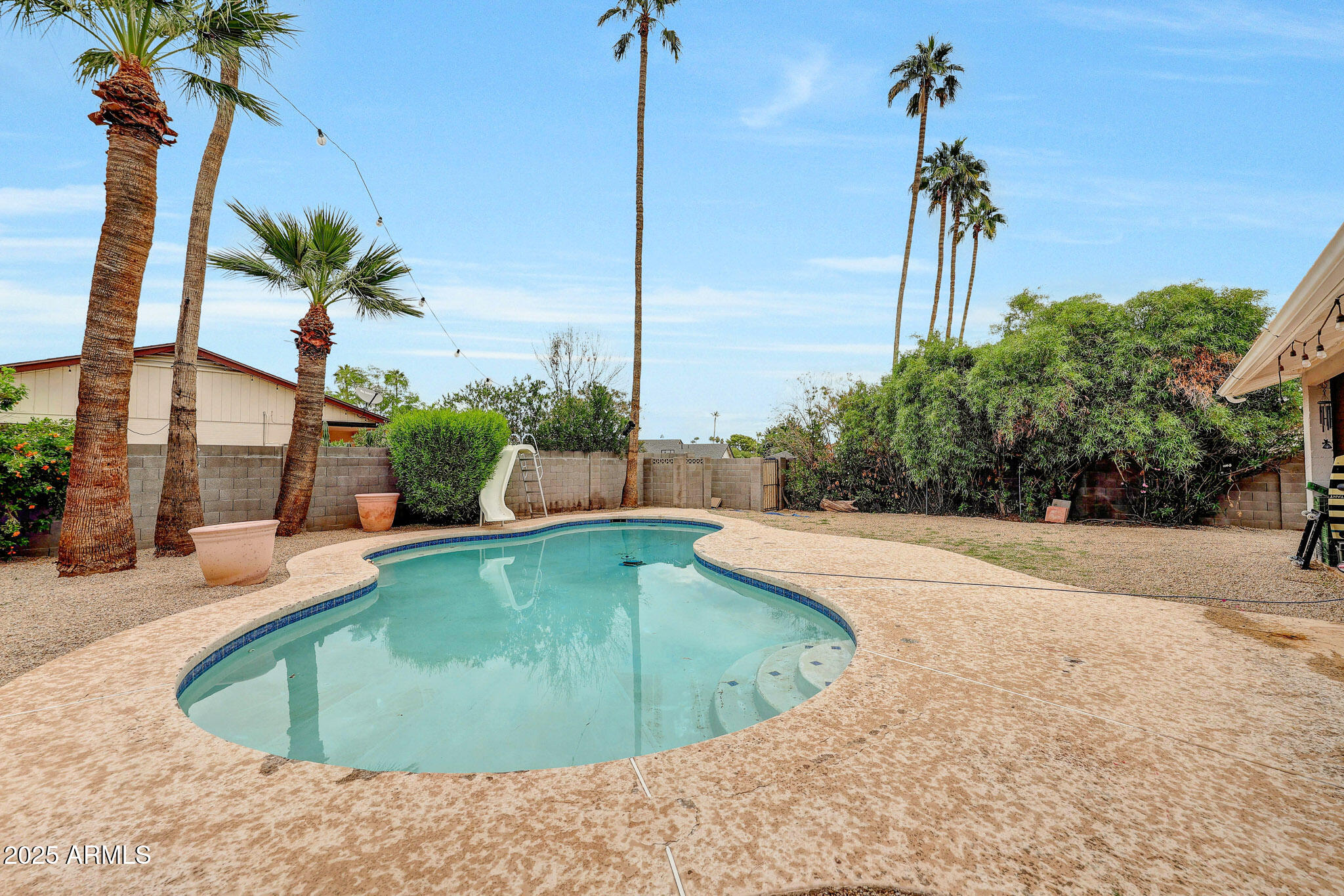 2802 E CHERYL Drive