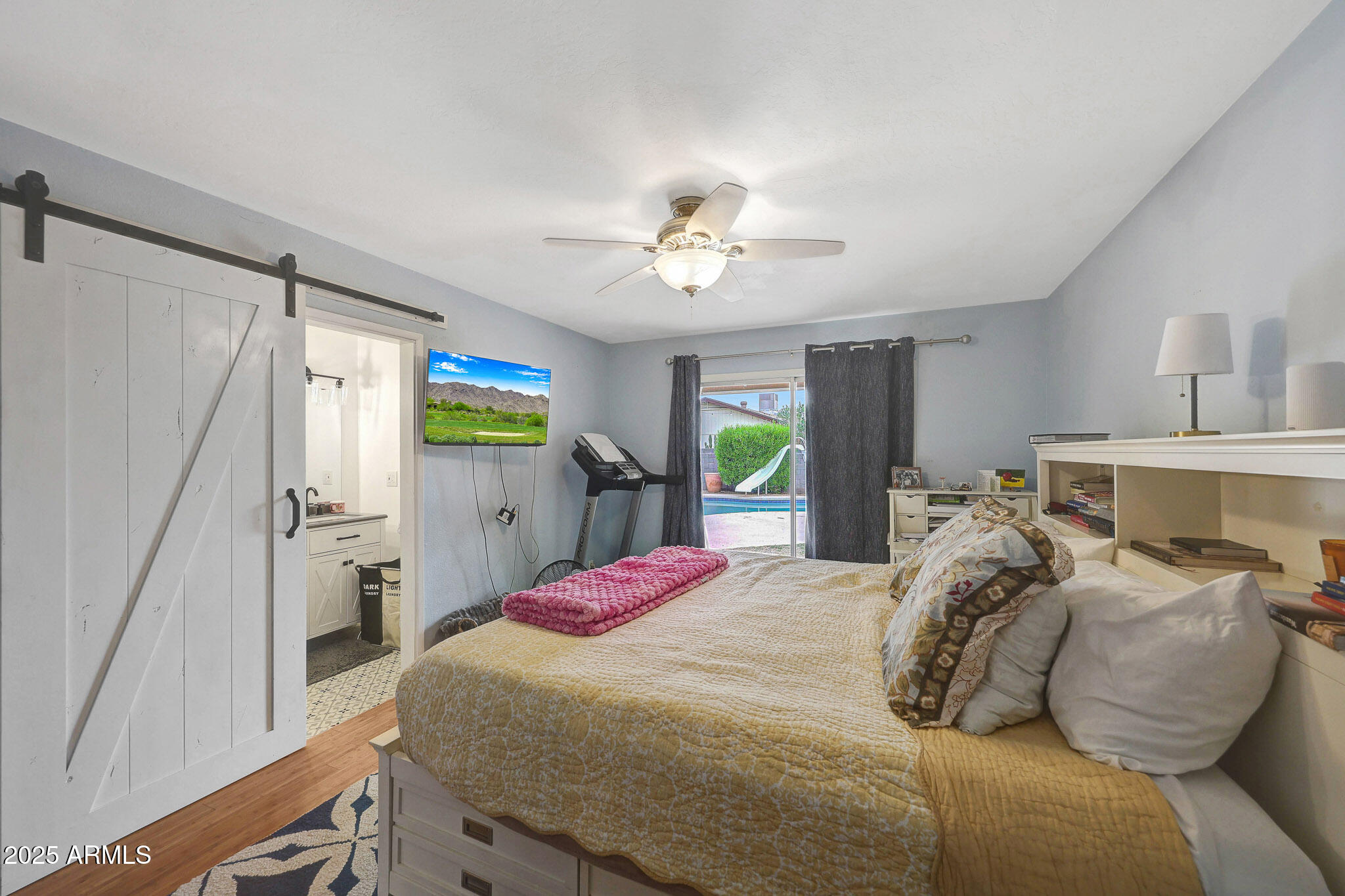 2802 E CHERYL Drive