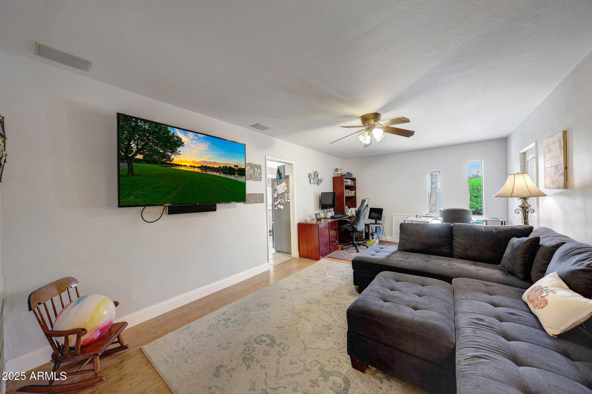 2802 E CHERYL Drive