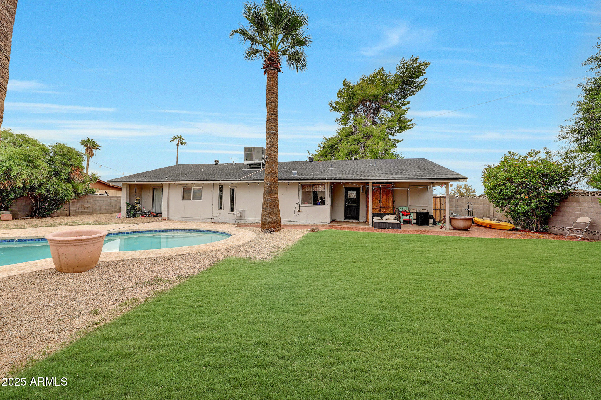 2802 E CHERYL Drive