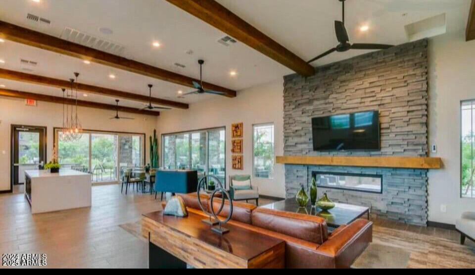 4615 E NAVIGATOR Lane