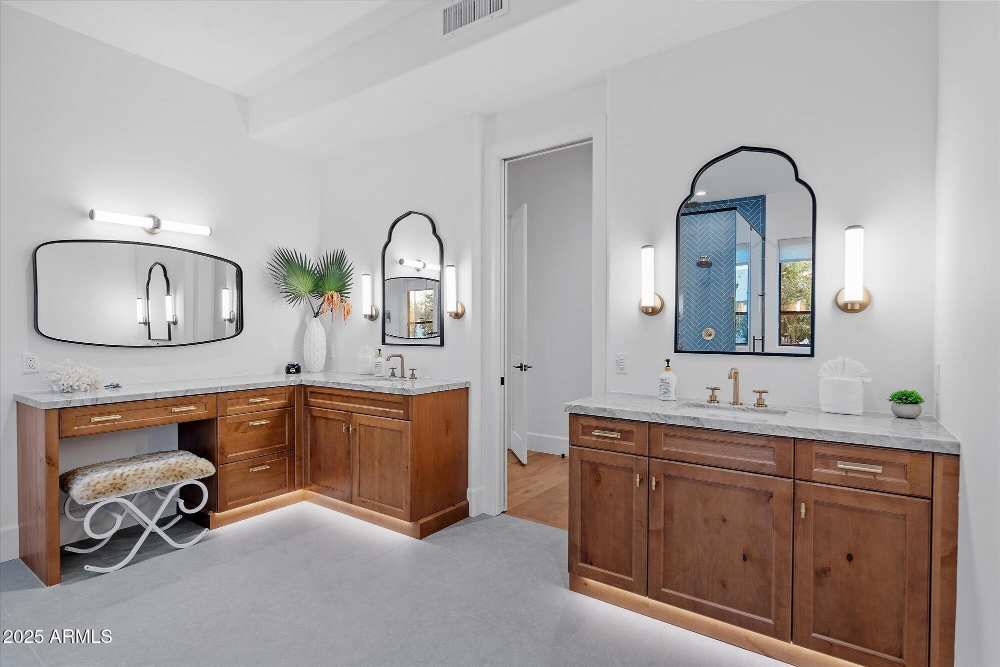 9917 N 108TH Street
