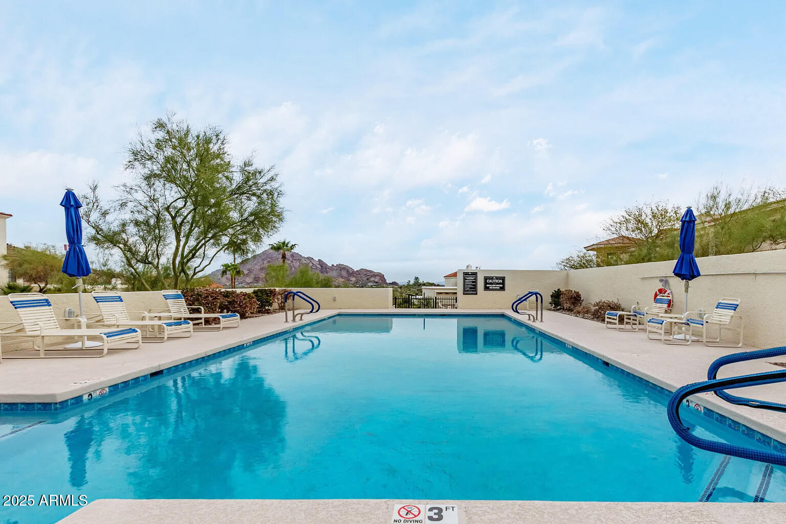 3800 E LINCOLN Drive 23