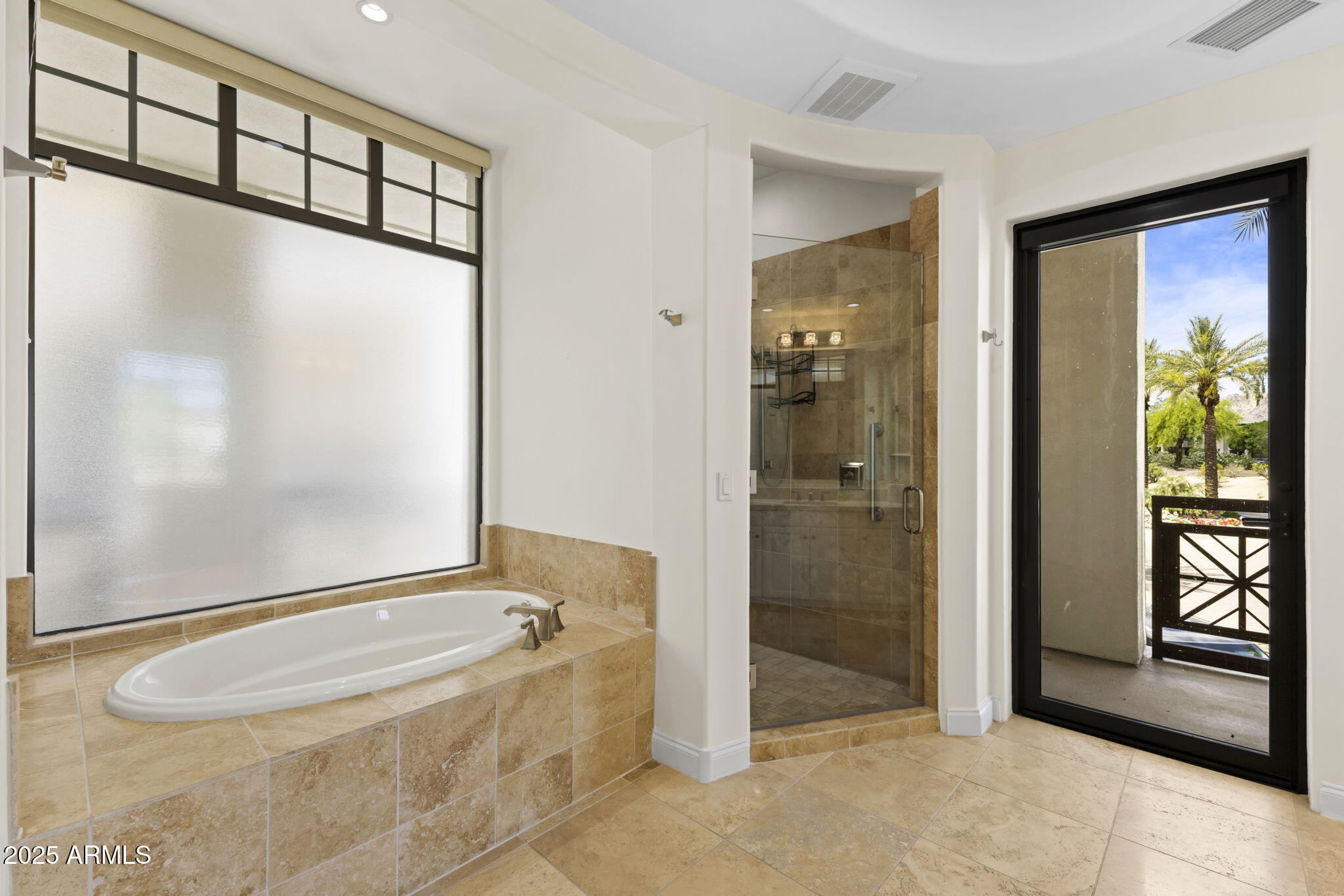 8 E BILTMORE Estate 215