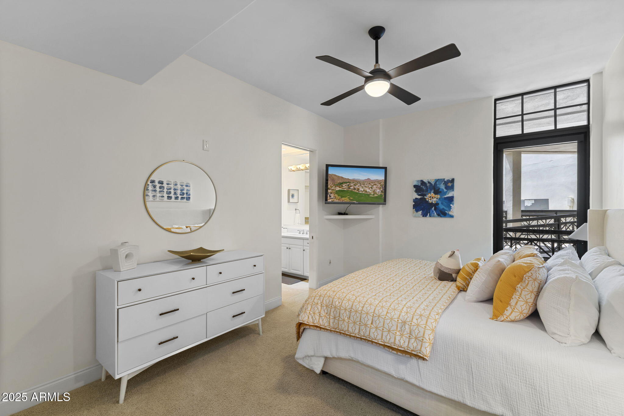 8 E BILTMORE Estate 215