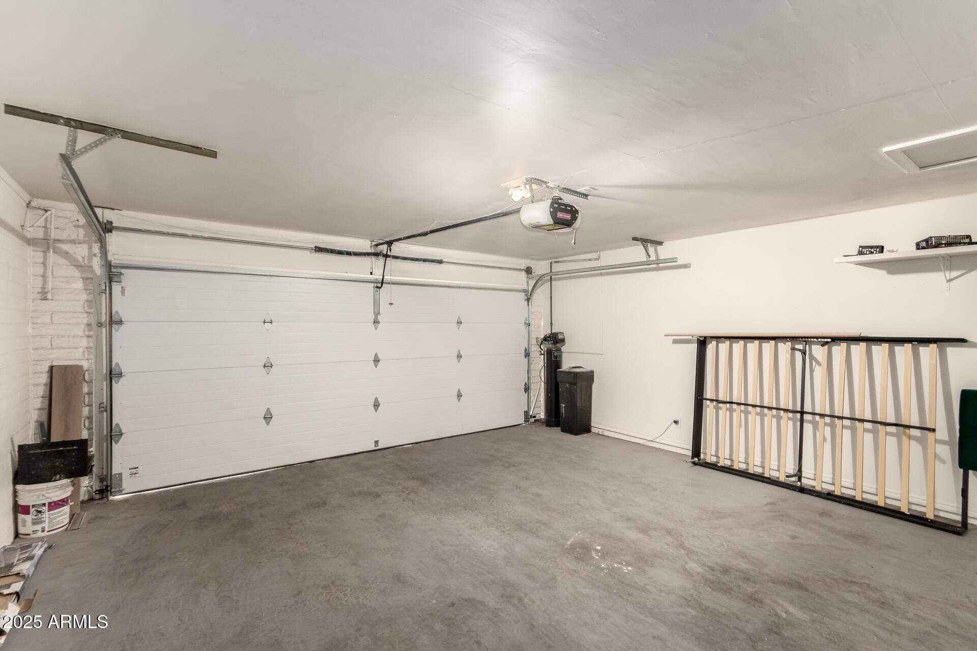 4233 N 86th Street