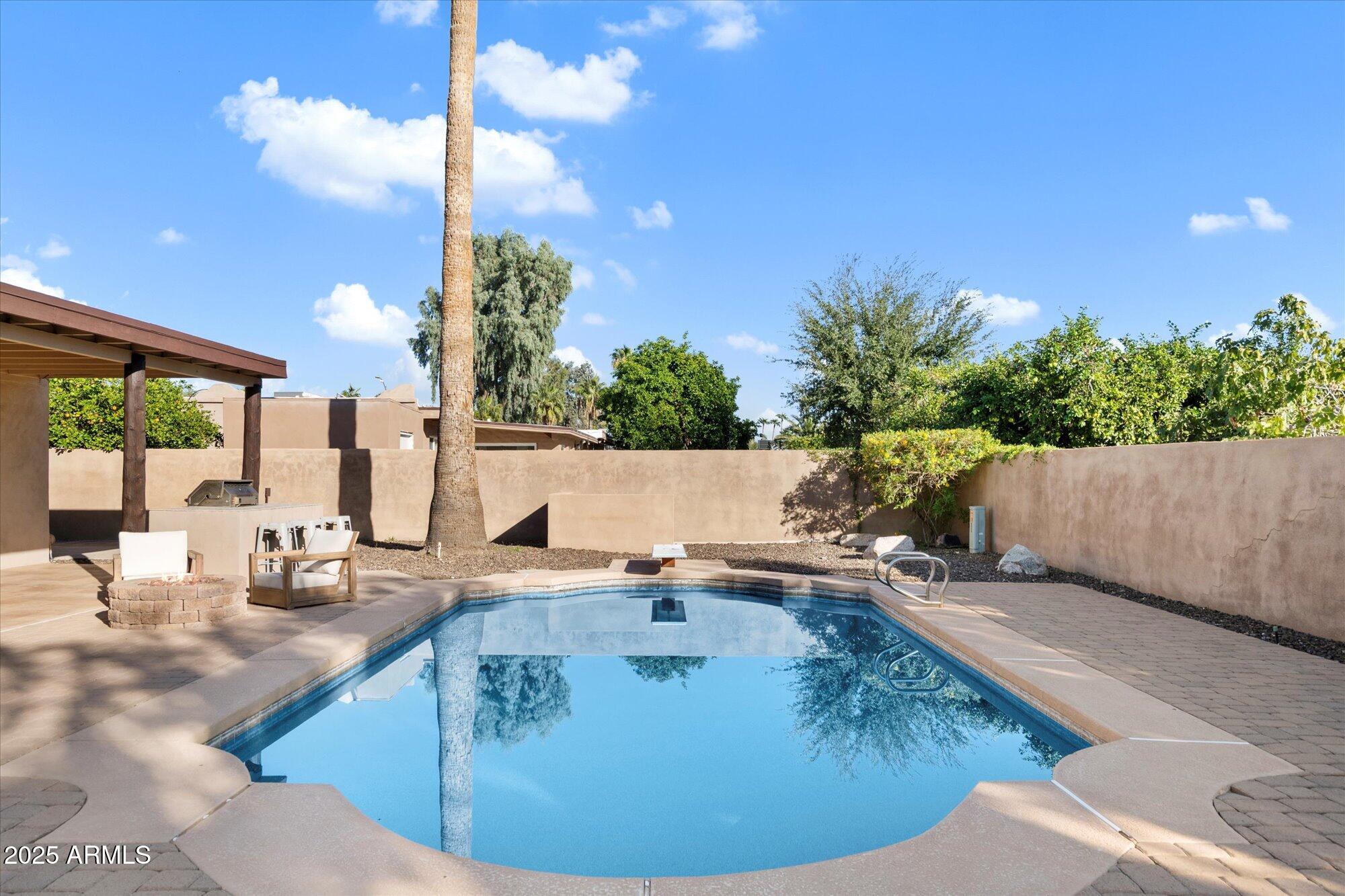 6739 E CAMINO SANTO