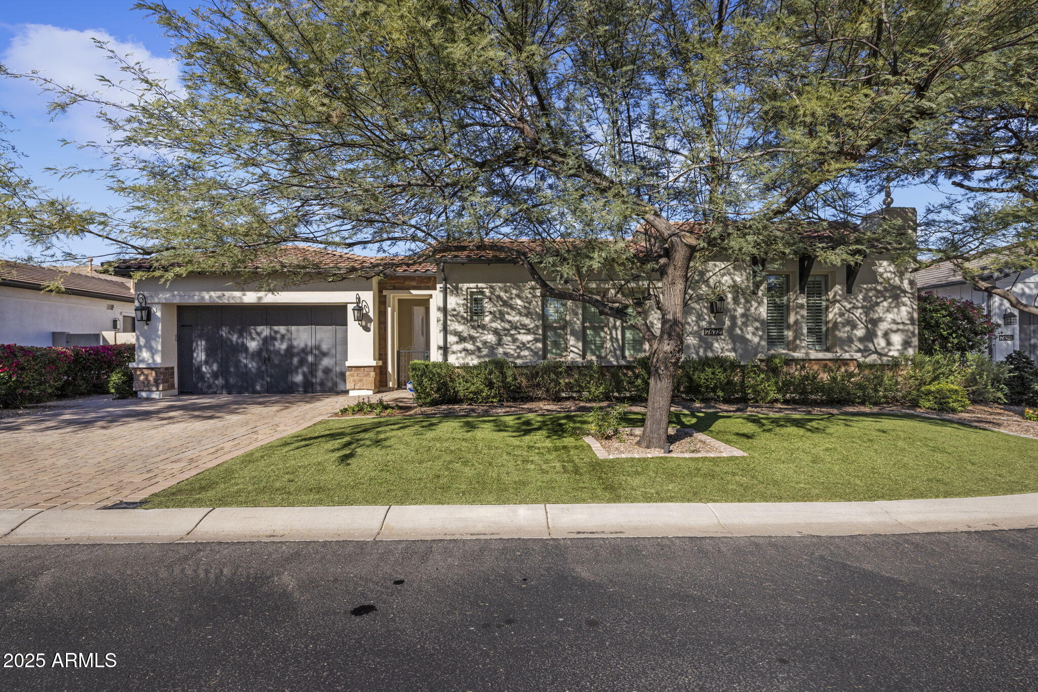 7672 E SOLANO Drive