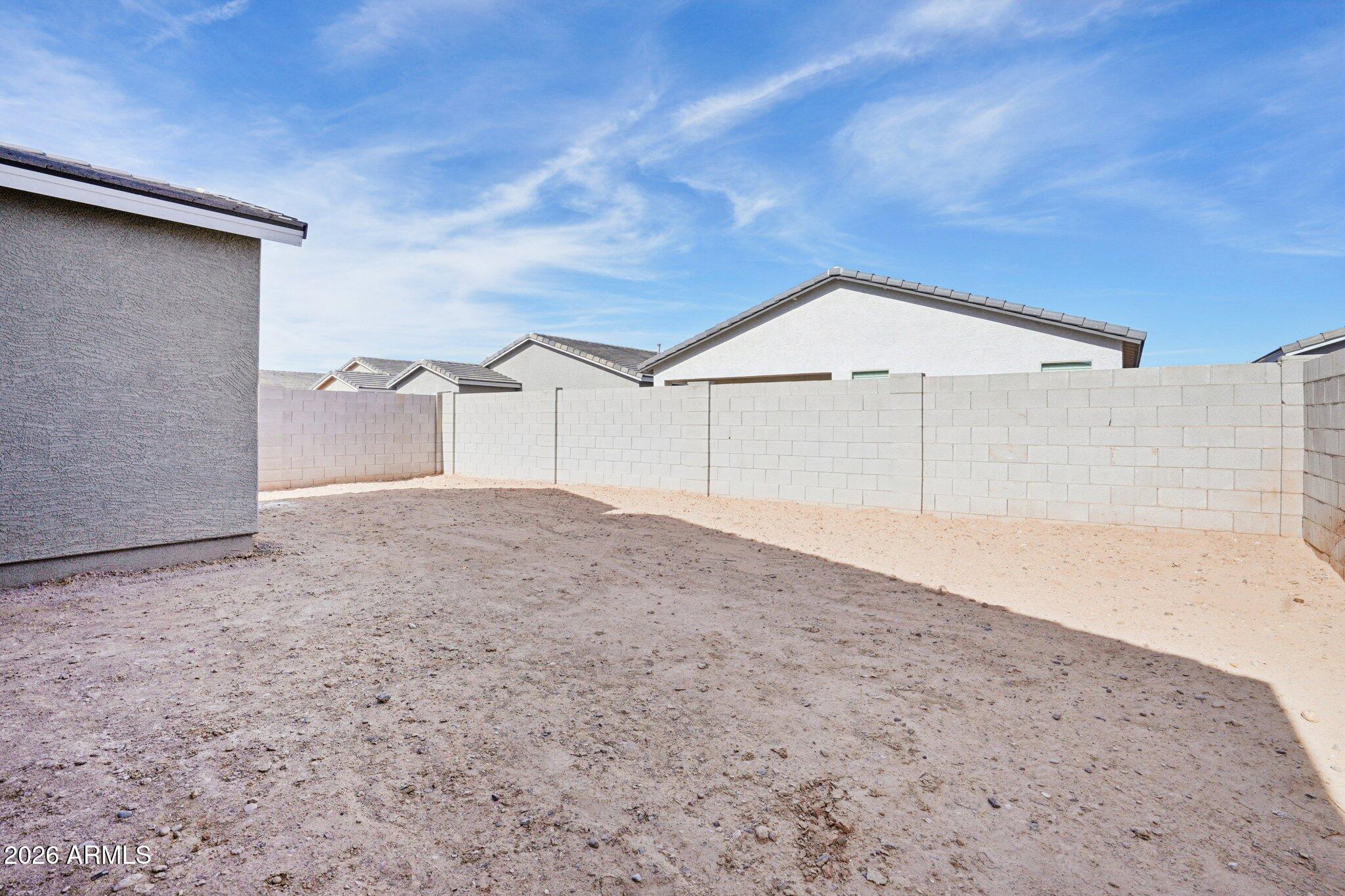 47678 W KENNER Drive