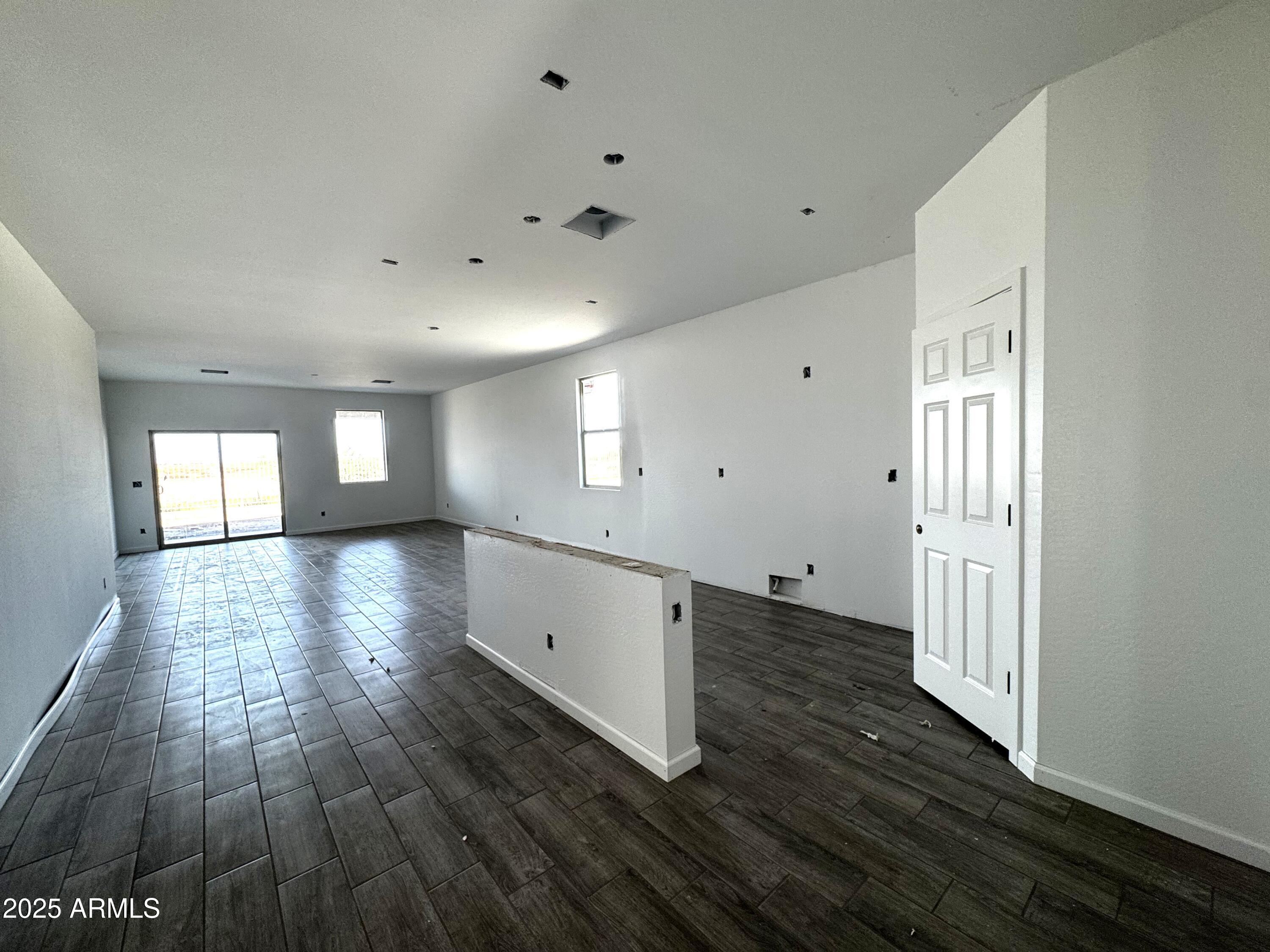 47424 W KENNER Drive