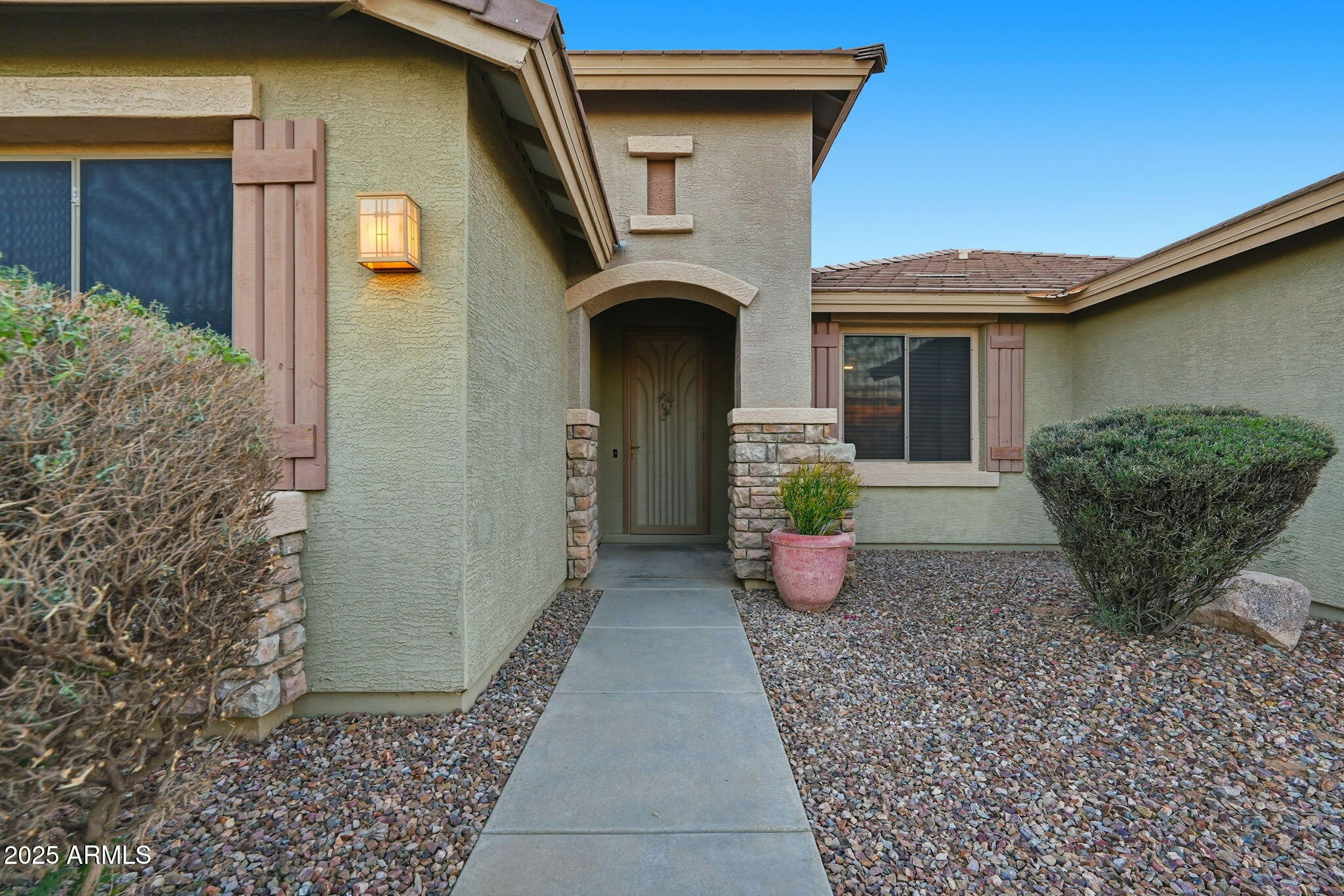 40802 N PEALE Court