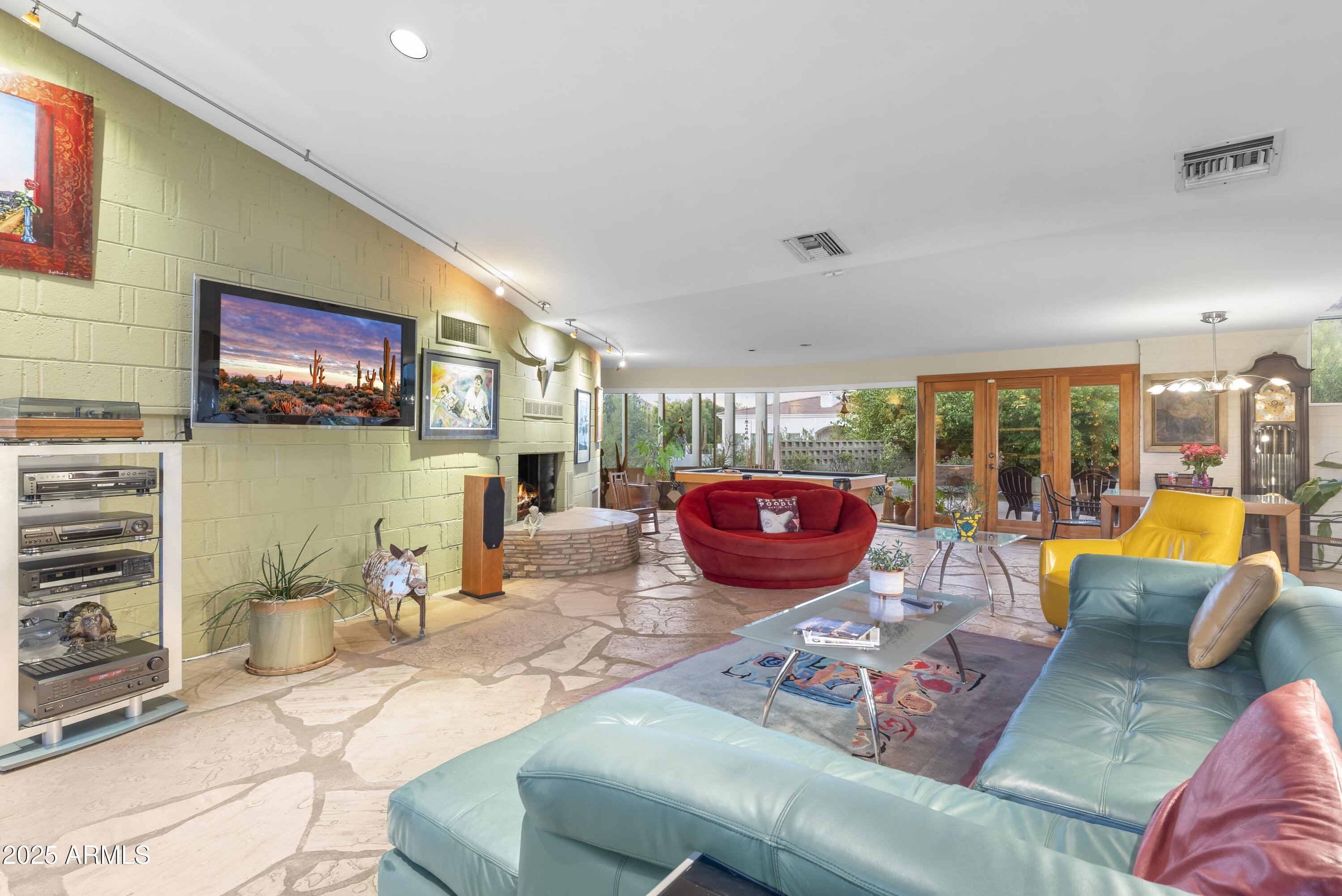 6306 N CAMELBACK MANOR Drive