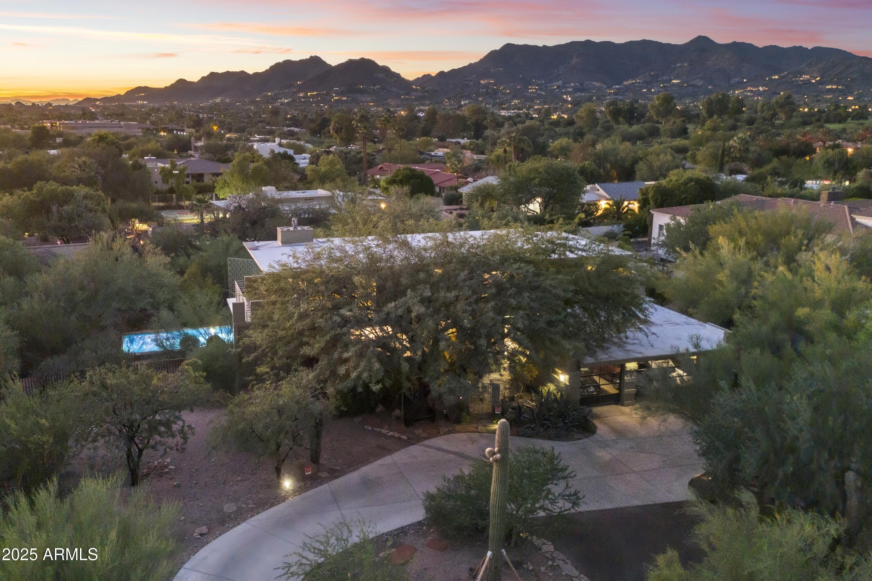 6306 N CAMELBACK MANOR Drive