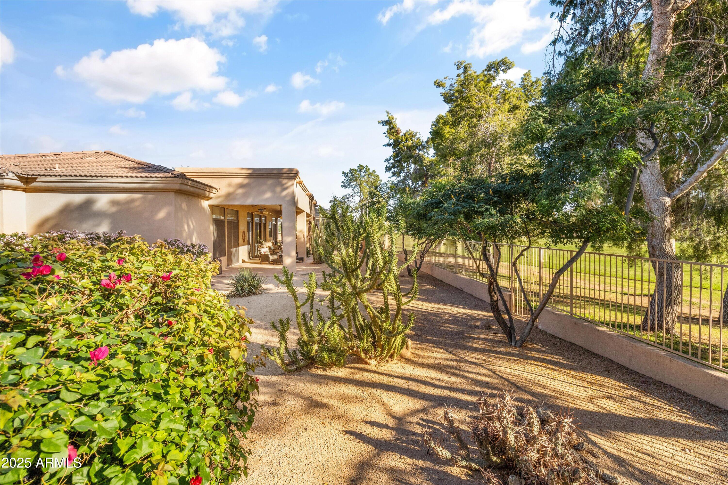 8201 E KALIL Drive