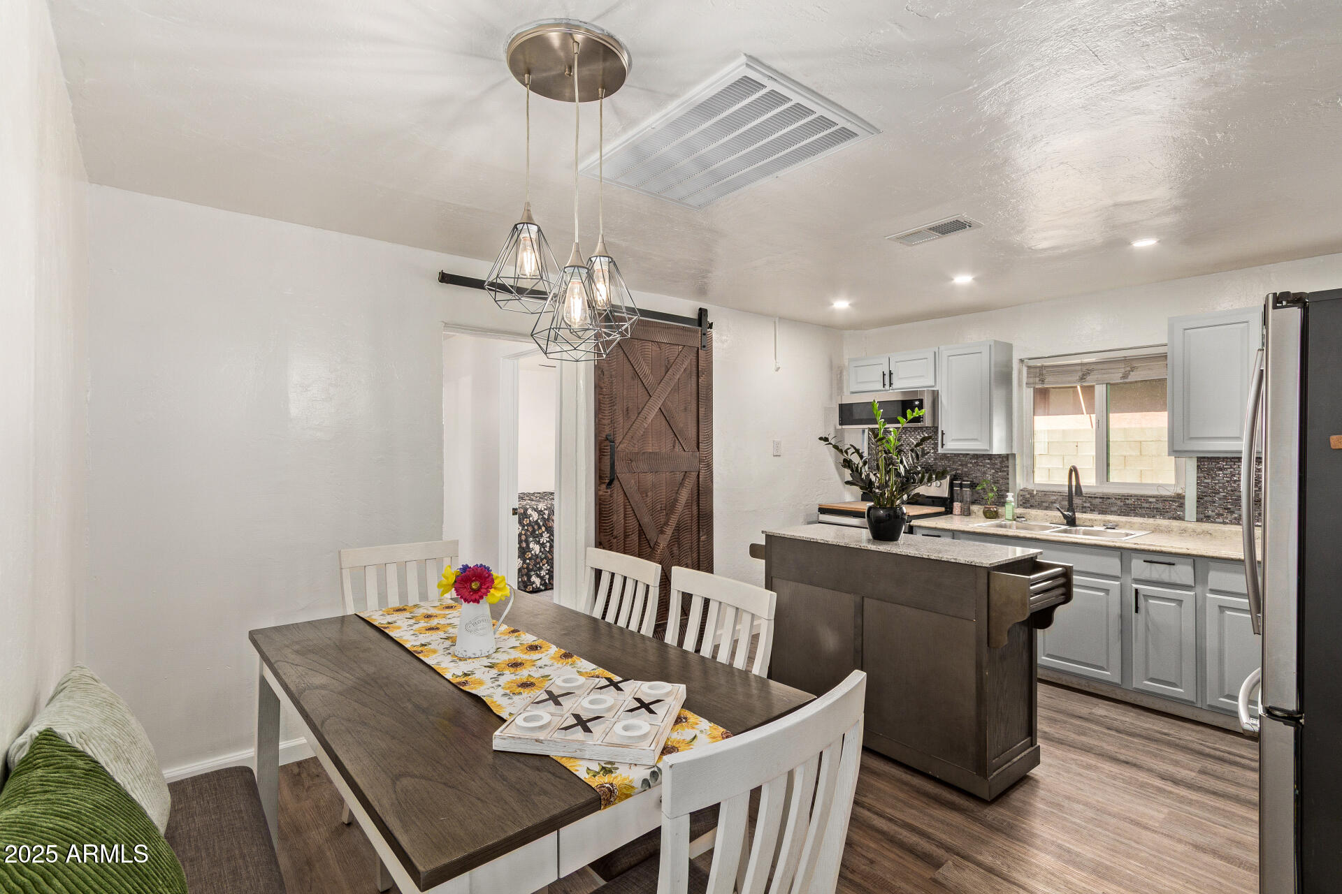 4624 S 9TH Street