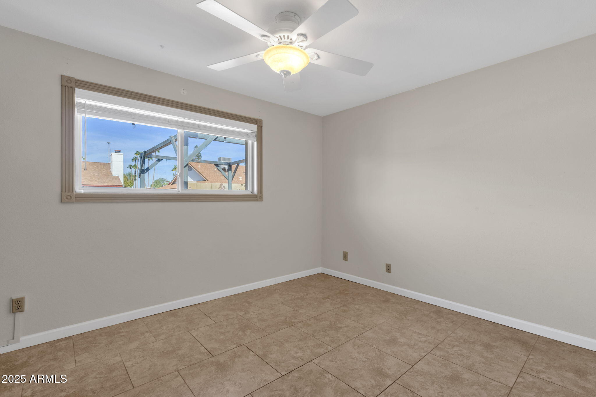 1704 E BELL DE MAR Drive