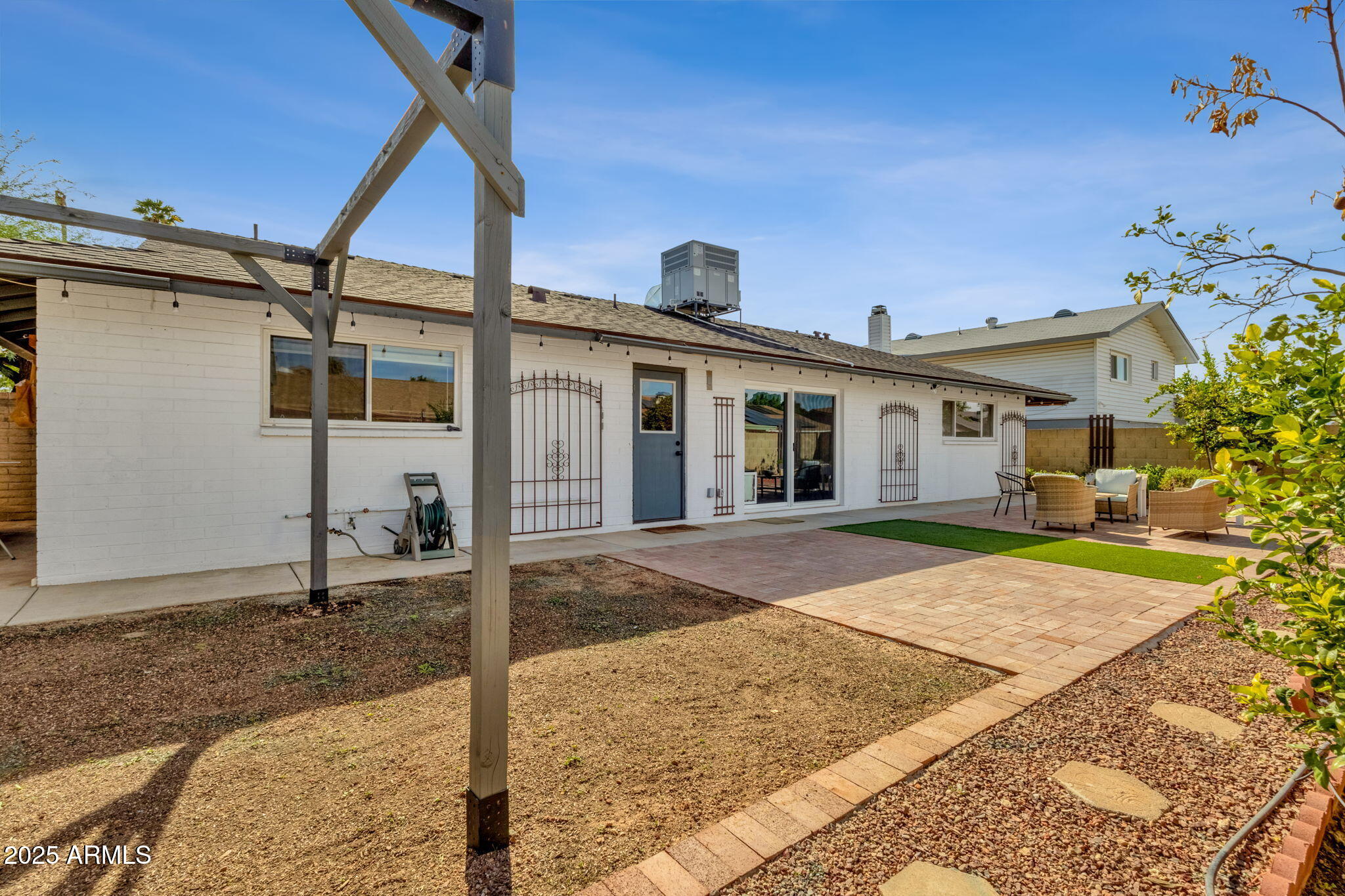 1704 E BELL DE MAR Drive