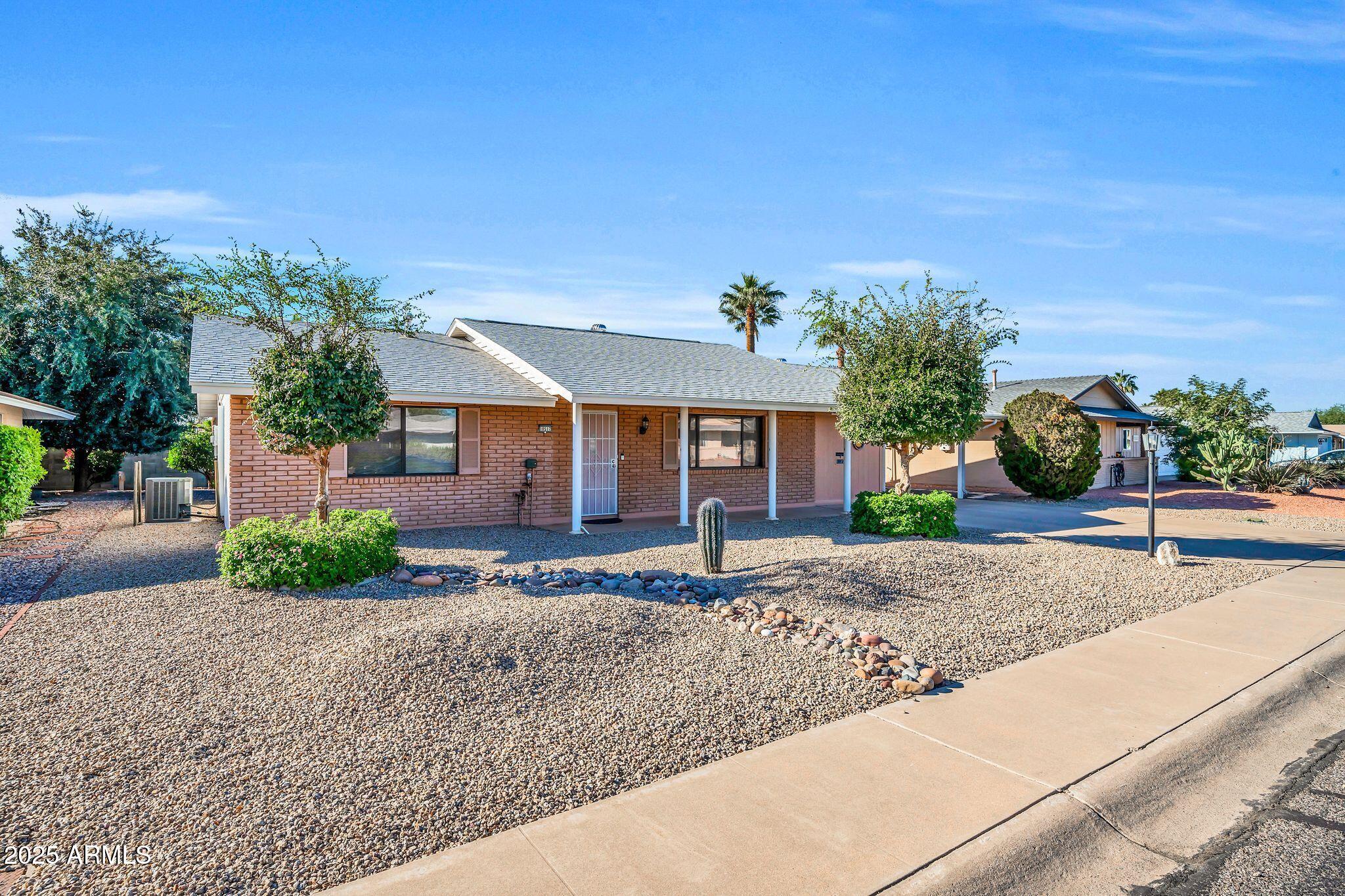10517 W CUMBERLAND Drive