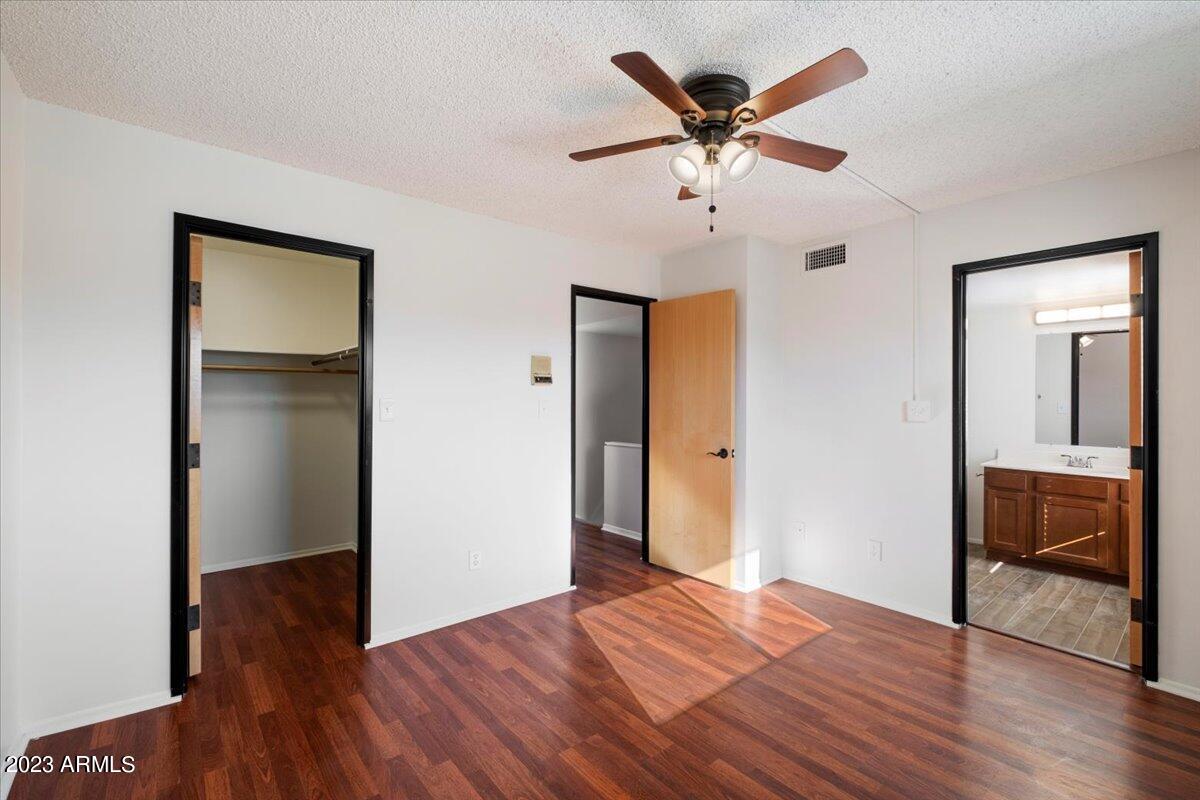 2524 S EL PARADISO 50
