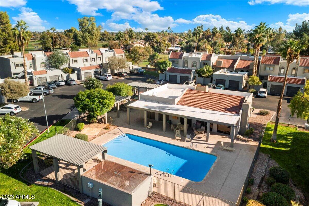 2524 S EL PARADISO 50