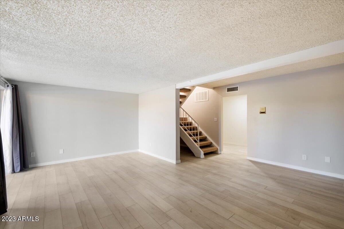 2524 S EL PARADISO 50