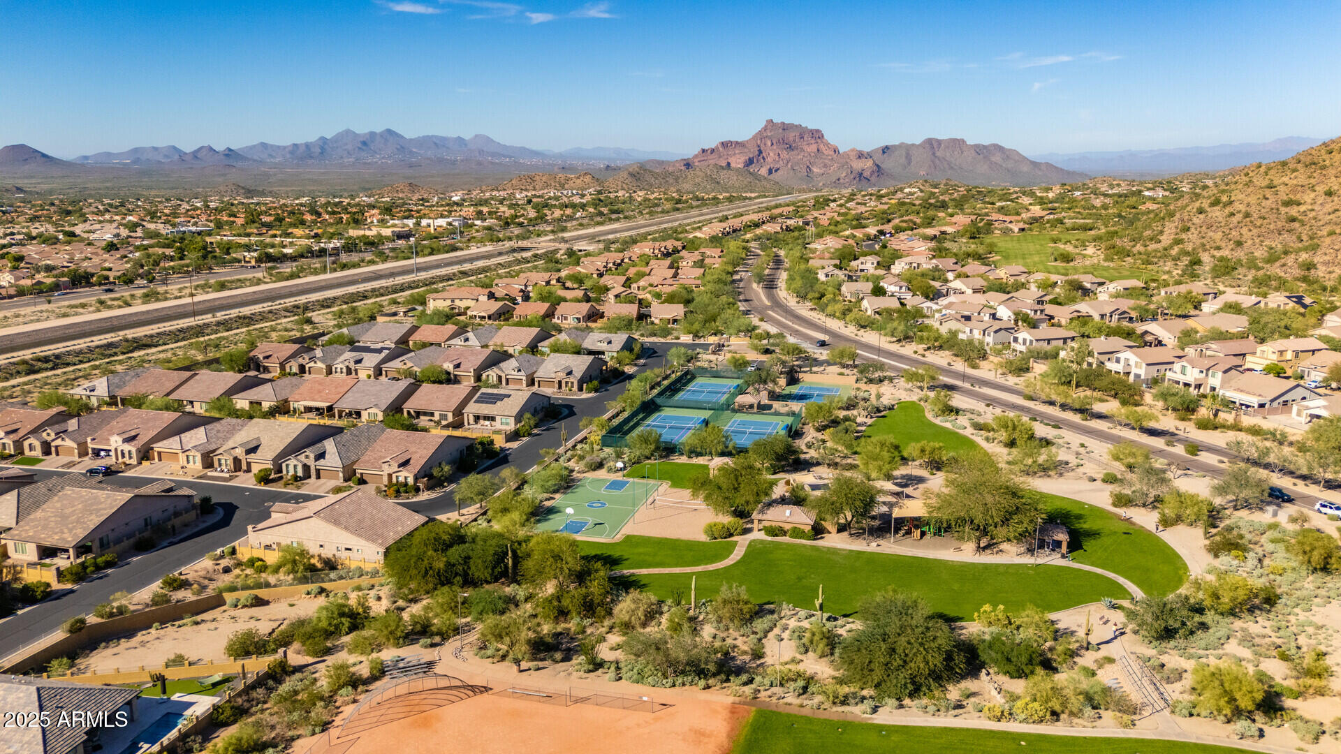 3558 N SONORAN Hills