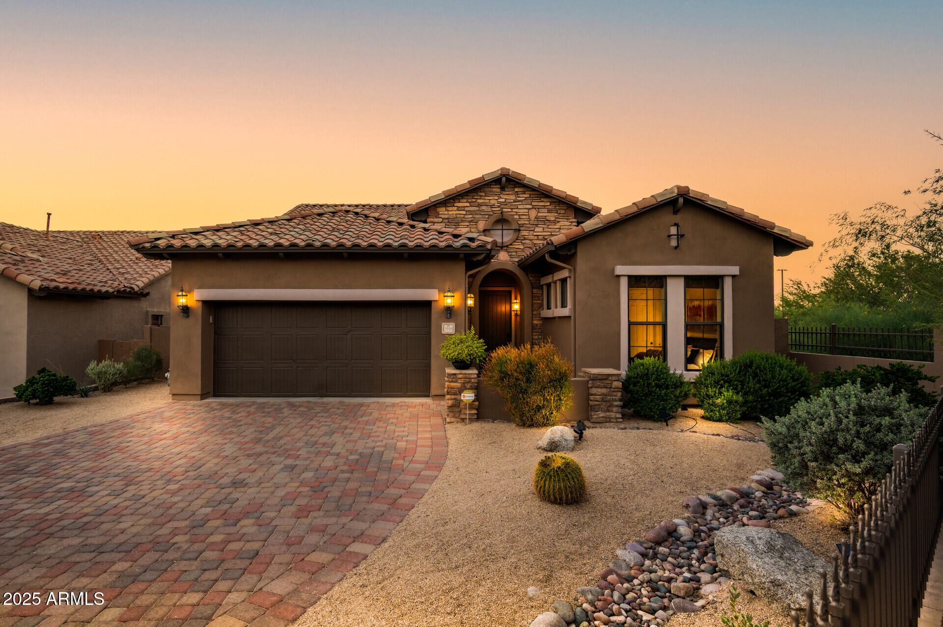 3558 N SONORAN Hills