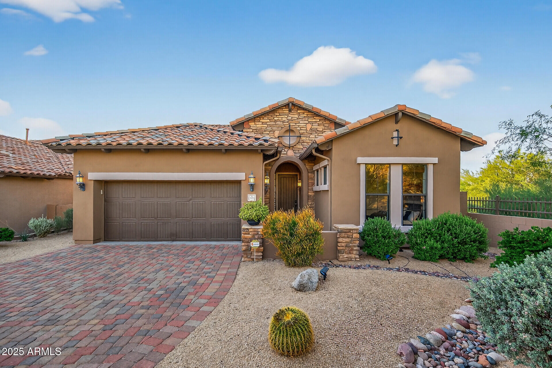 3558 N SONORAN Hills