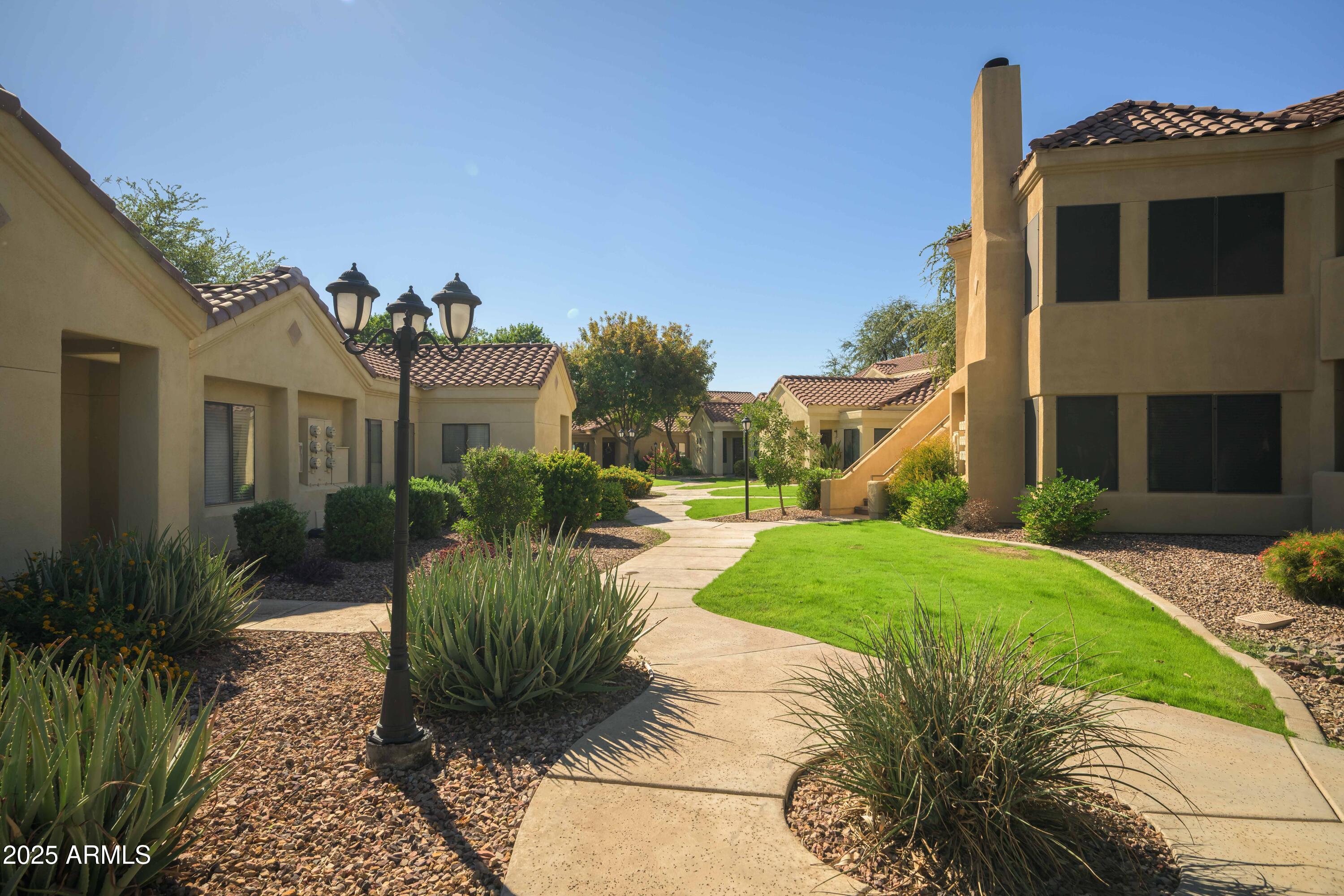 7575 E INDIAN BEND Road 1118