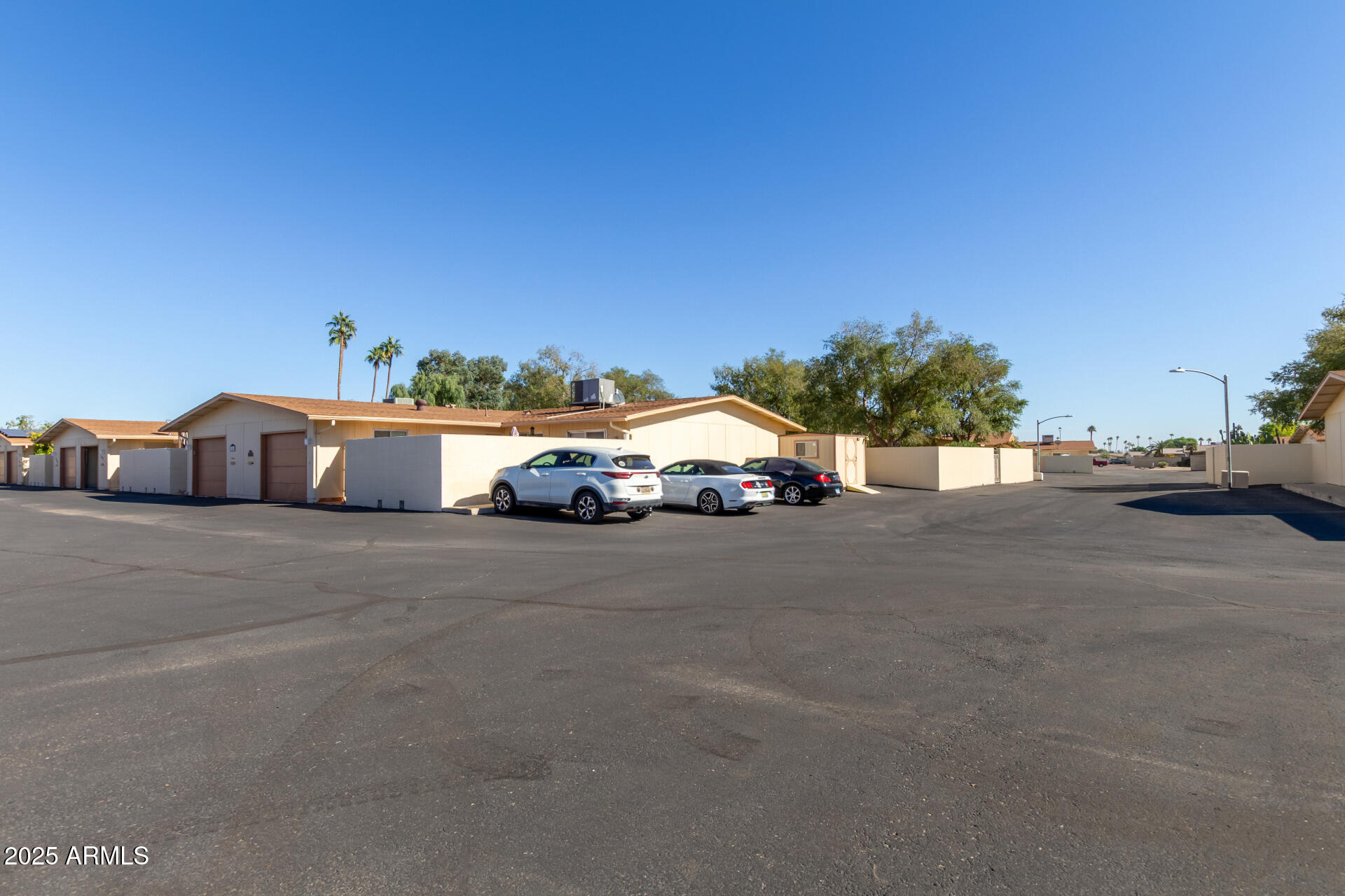 13412 W DESERT GLEN Drive