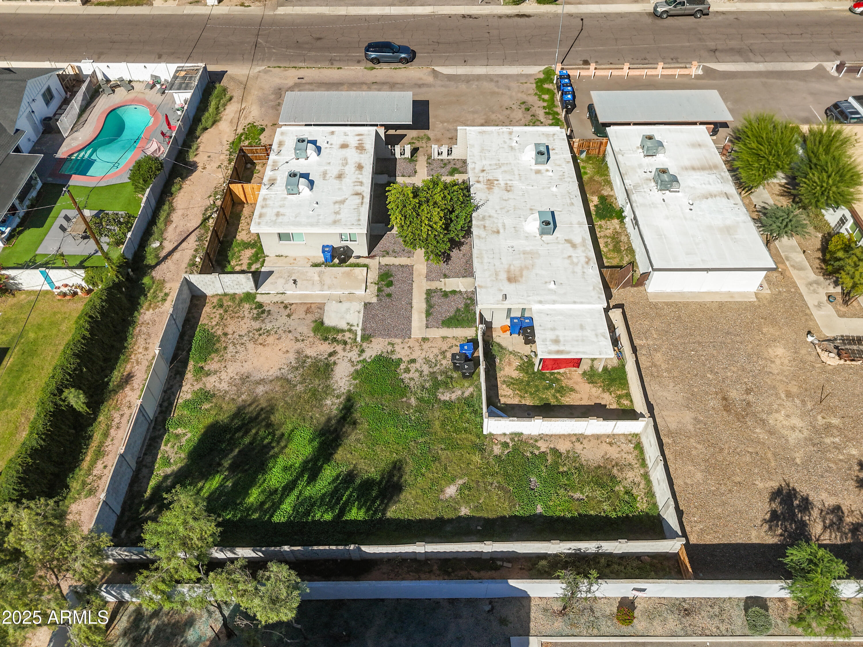 1925 W VILLAGE Drive