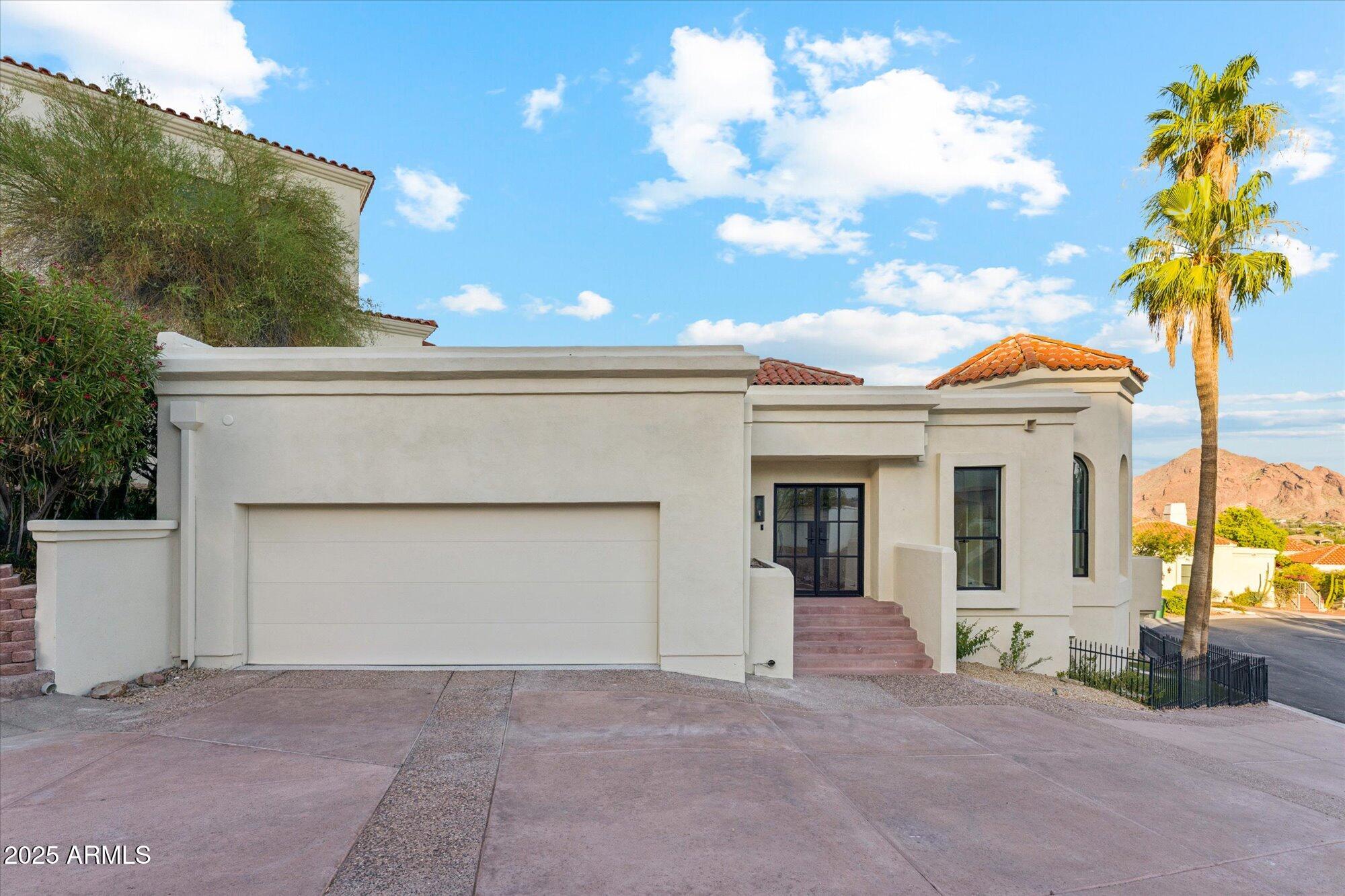 3800 E LINCOLN Drive 54
