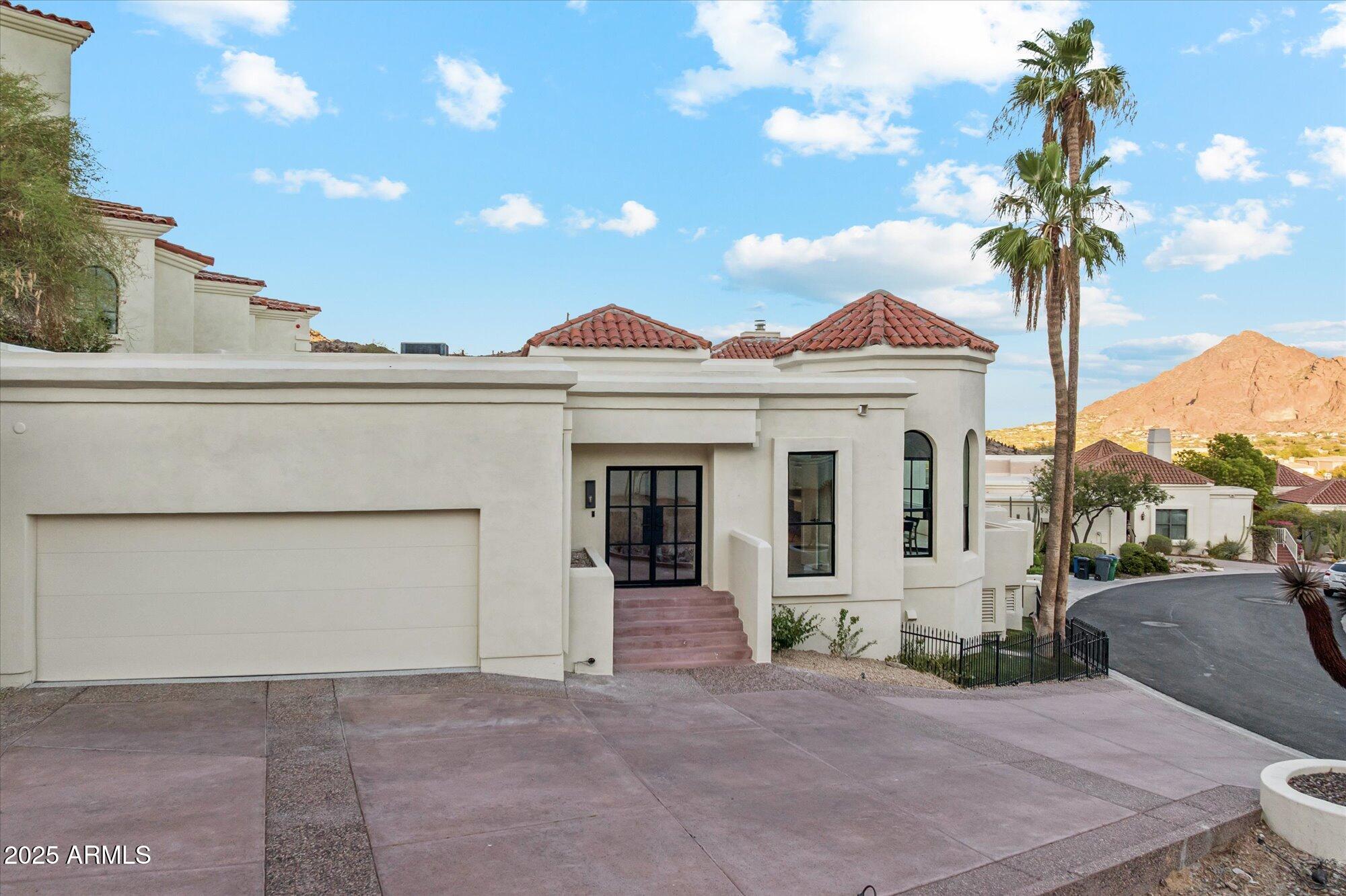 3800 E LINCOLN Drive 54