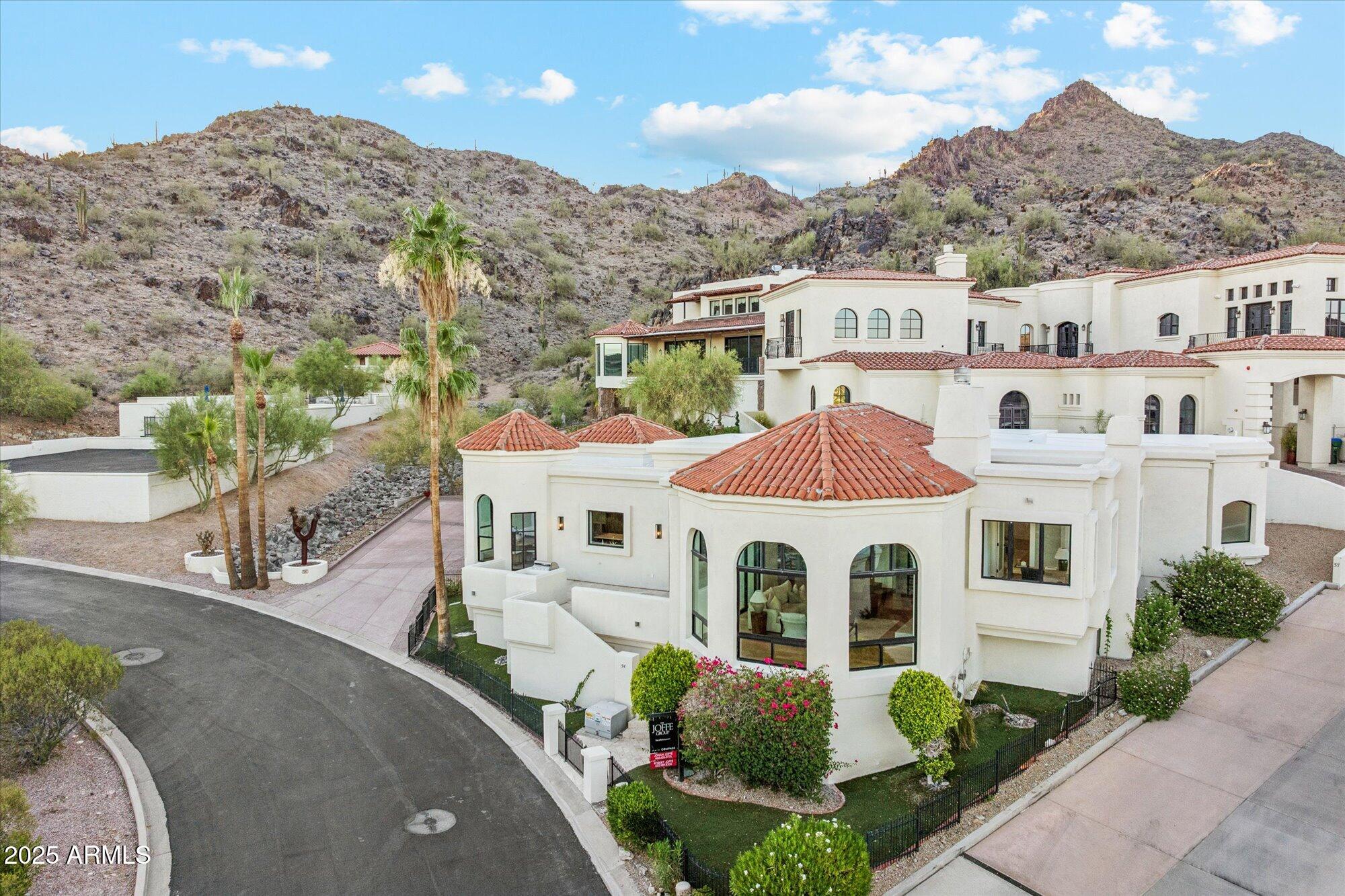 3800 E LINCOLN Drive 54