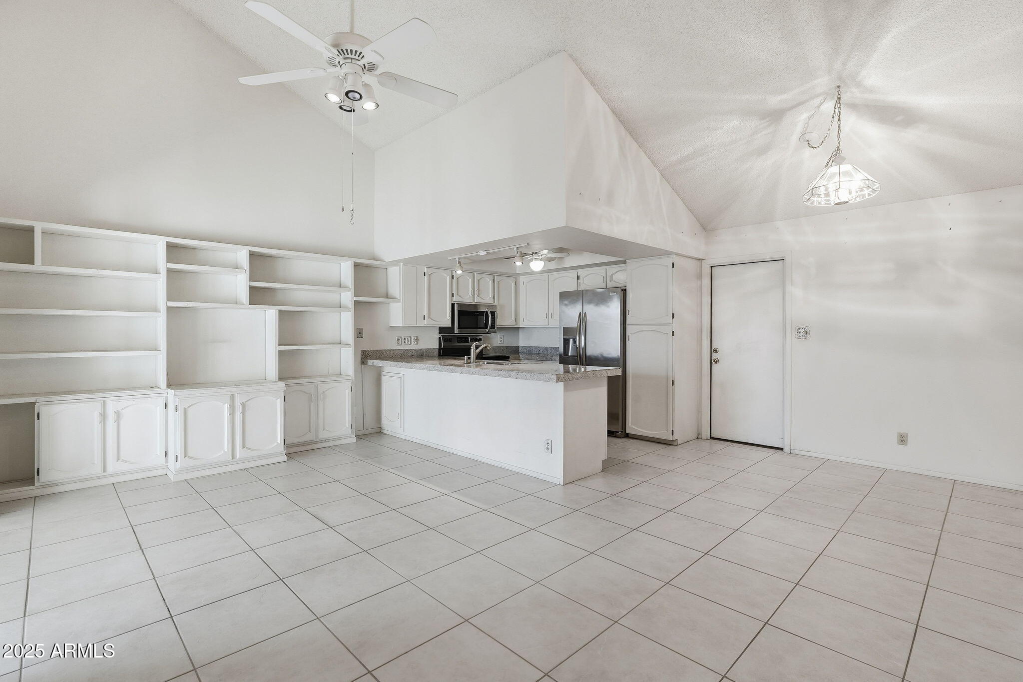 9263 E JENAN Drive