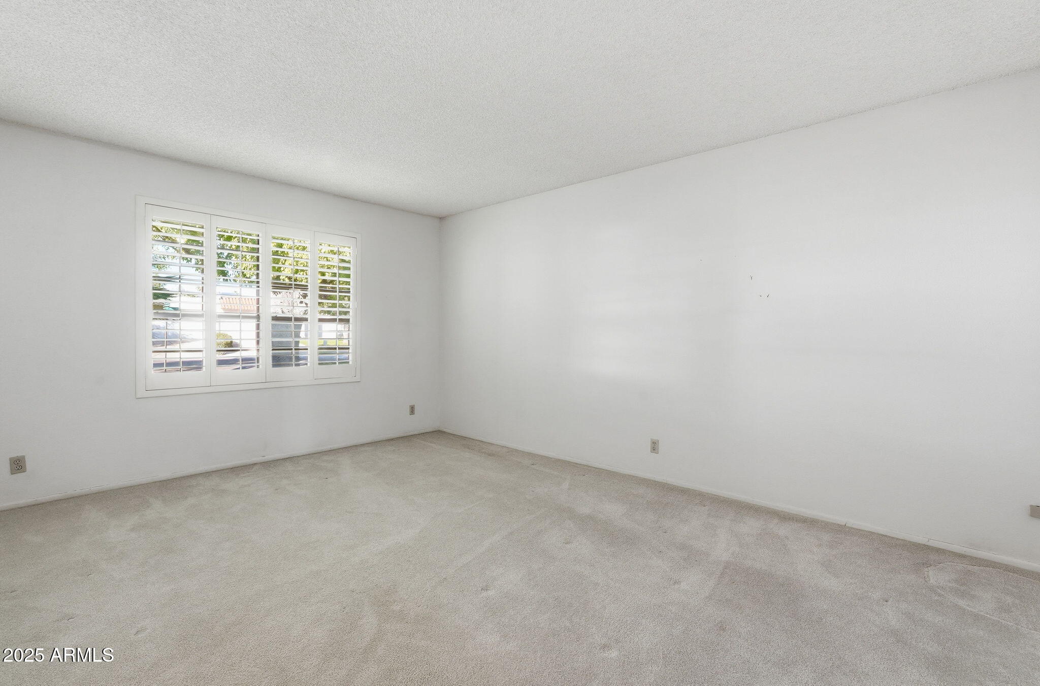 9263 E JENAN Drive