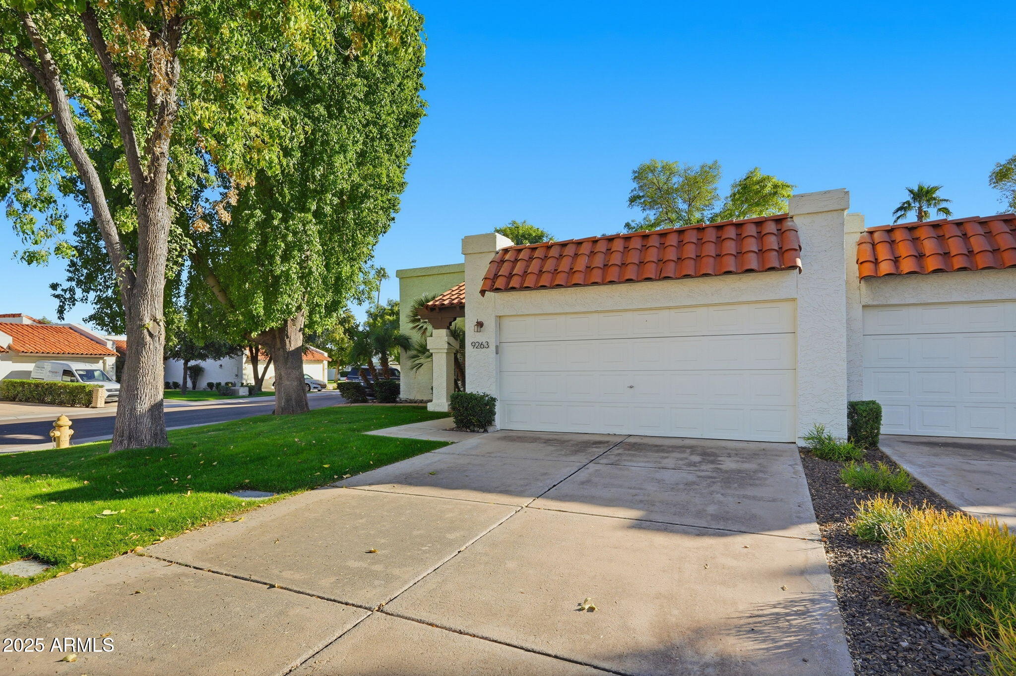 9263 E JENAN Drive
