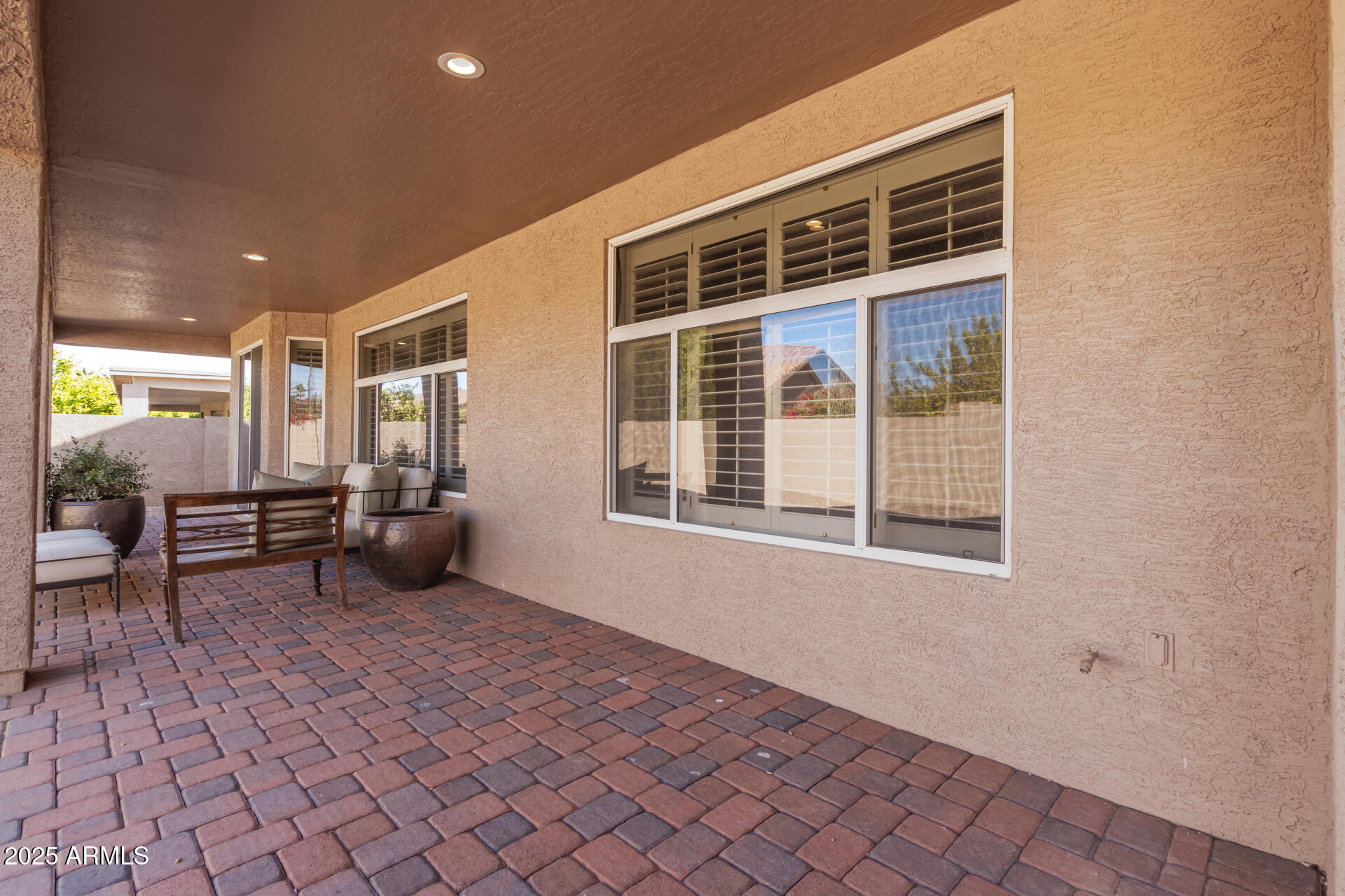 9312 E ARROWVALE Drive