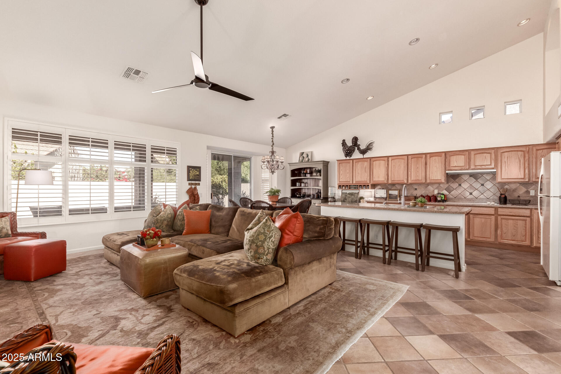 9312 E ARROWVALE Drive