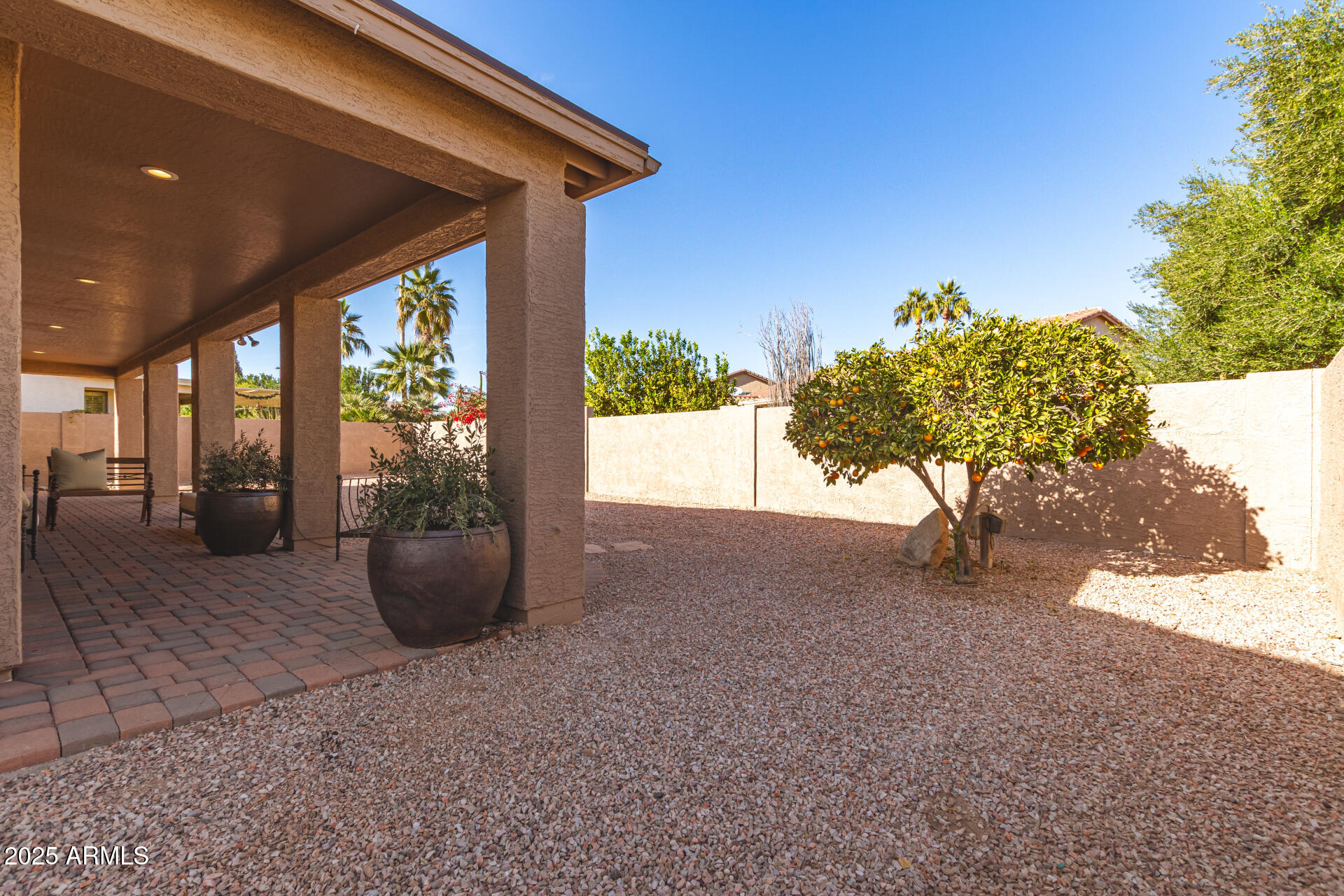 9312 E ARROWVALE Drive