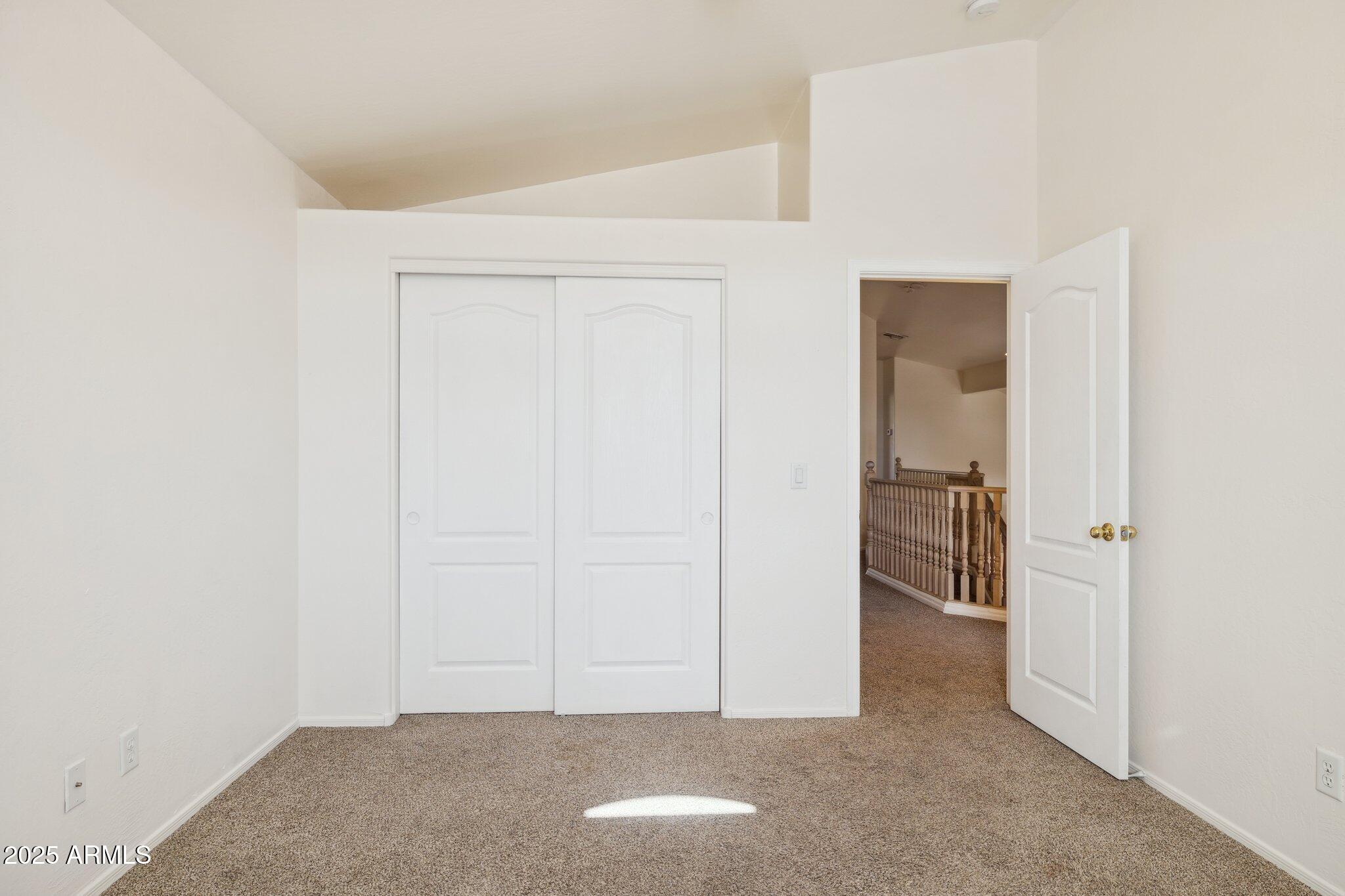 83 N AMBER Court
