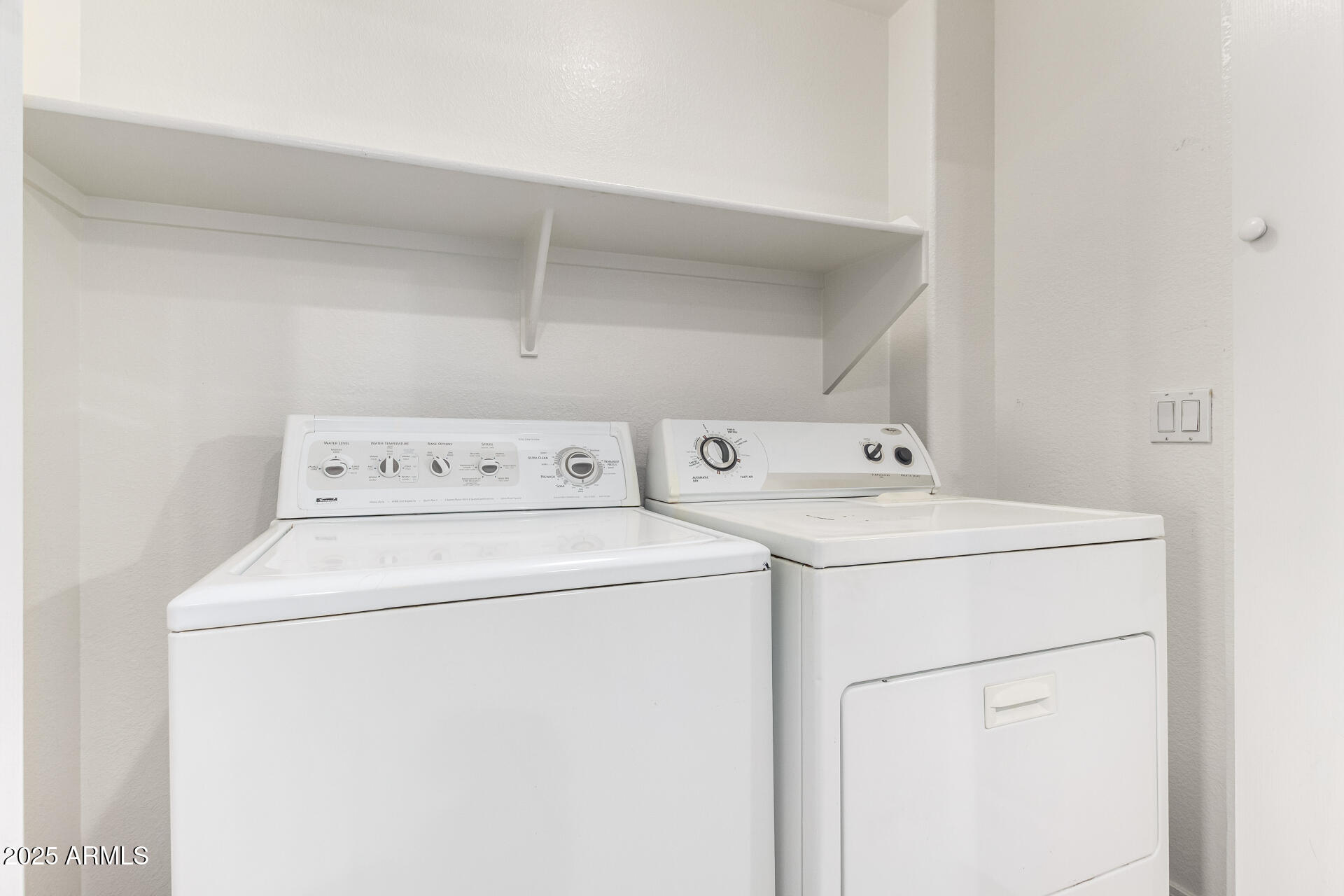 2201 N COMANCHE Drive 1104