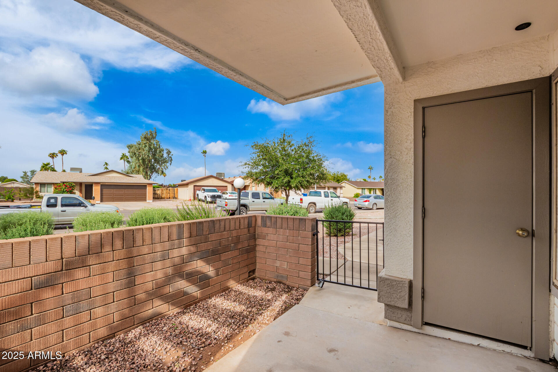 2201 N COMANCHE Drive 1104