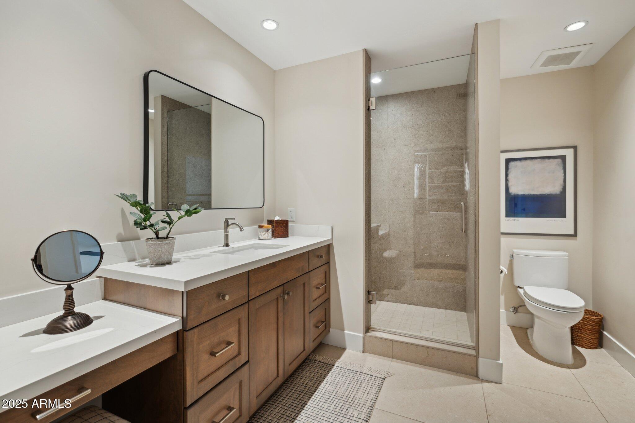 8429 N VIA LINDA