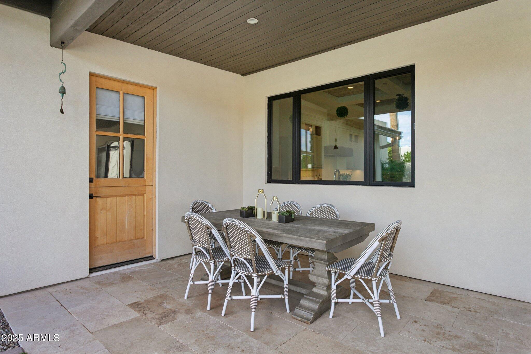 8429 N VIA LINDA